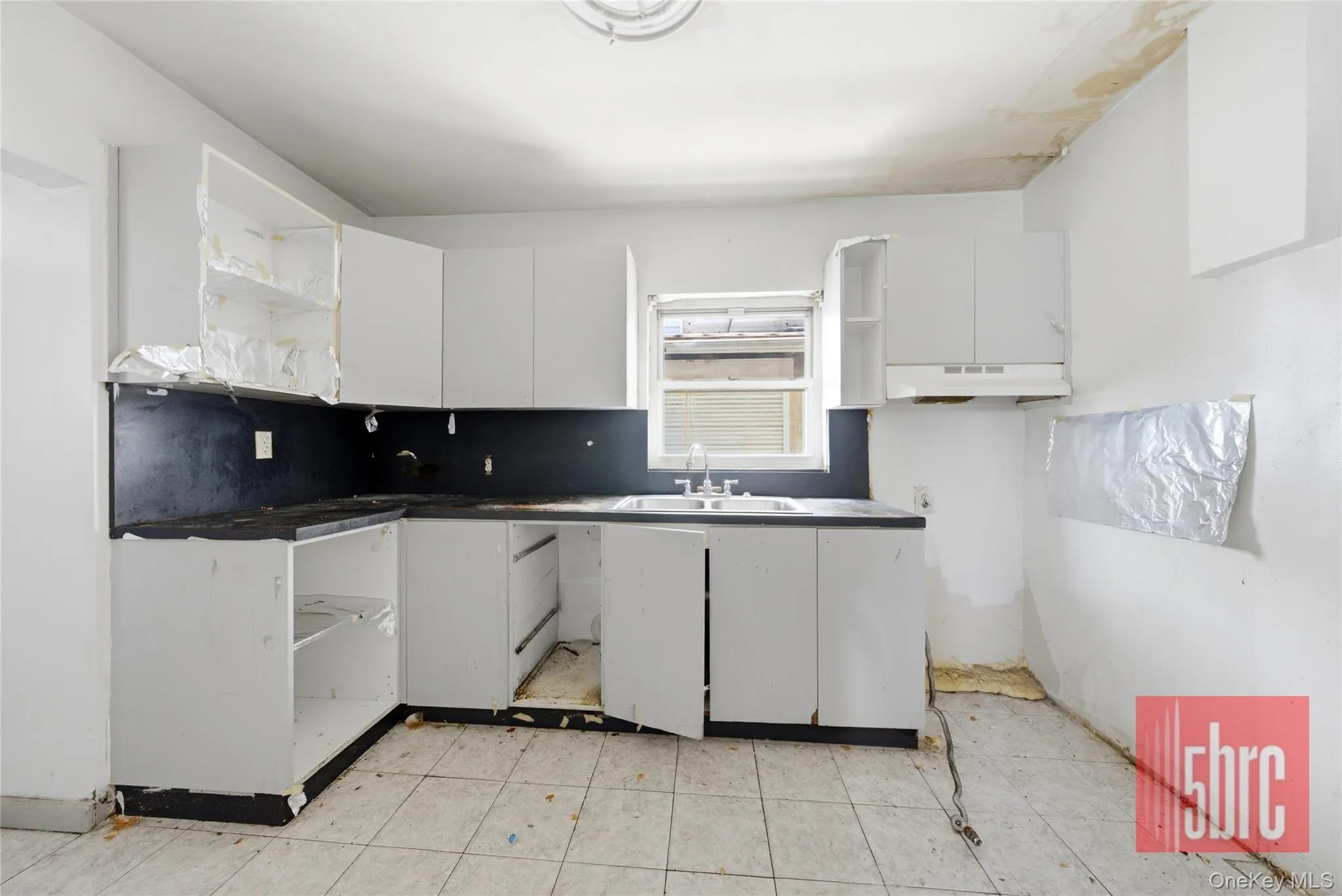 1201 37th Street, New York, NY, 5 Bedrooms Bedrooms, 18 Rooms Rooms,3 BathroomsBathrooms,Residential,For Rent,37th,0,1041274 1201 37th Street, New York, NY, 5 Bedrooms Bedrooms, 18 Rooms Rooms,3 BathroomsBathrooms,Residential,For Rent,37th,0,1041274