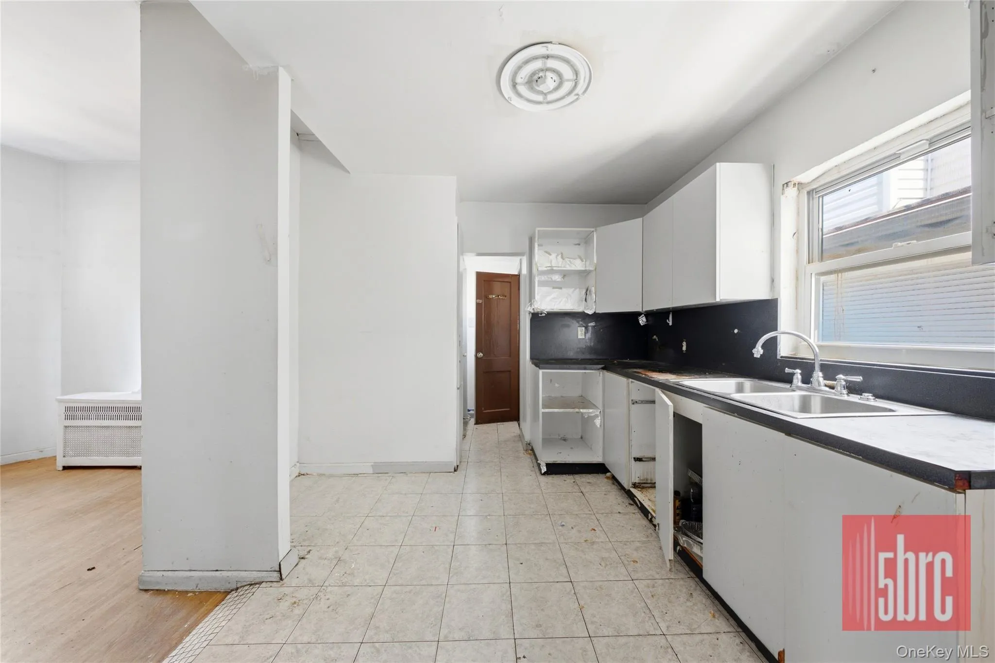 1201 37th Street, New York, NY, 5 Bedrooms Bedrooms, 18 Rooms Rooms,3 BathroomsBathrooms,Residential,For Rent,37th,0,1041274 1201 37th Street, New York, NY, 5 Bedrooms Bedrooms, 18 Rooms Rooms,3 BathroomsBathrooms,Residential,For Rent,37th,0,1041274