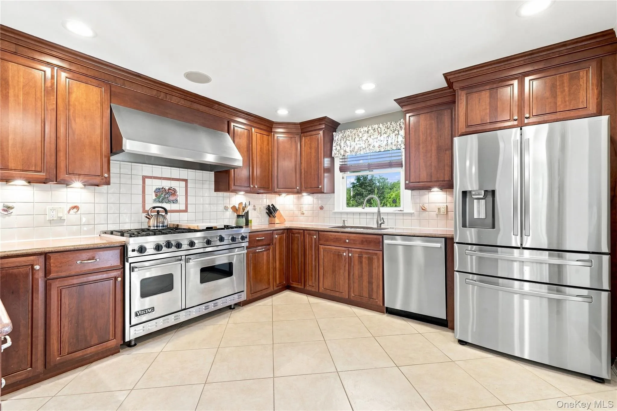 556 Windsor Avenue, Islip, NY, 4 Bedrooms Bedrooms, 9 Rooms Rooms,2 BathroomsBathrooms,Residential,For Rent,Windsor,0,1041275 556 Windsor Avenue, Islip, NY, 4 Bedrooms Bedrooms, 9 Rooms Rooms,2 BathroomsBathrooms,Residential,For Rent,Windsor,0,1041275