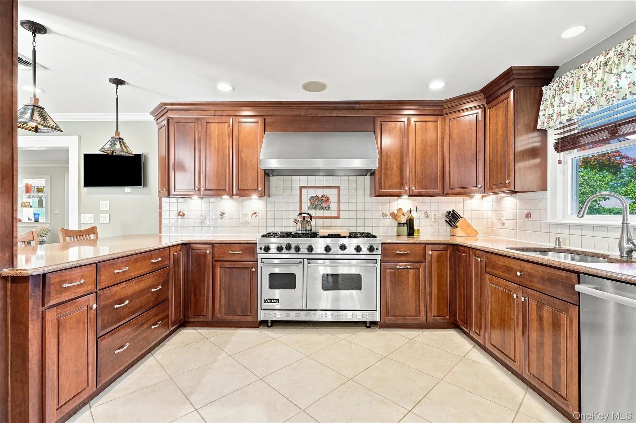 556 Windsor Avenue, Islip, NY, 4 Bedrooms Bedrooms, 9 Rooms Rooms,2 BathroomsBathrooms,Residential,For Rent,Windsor,0,1041275 556 Windsor Avenue, Islip, NY, 4 Bedrooms Bedrooms, 9 Rooms Rooms,2 BathroomsBathrooms,Residential,For Rent,Windsor,0,1041275