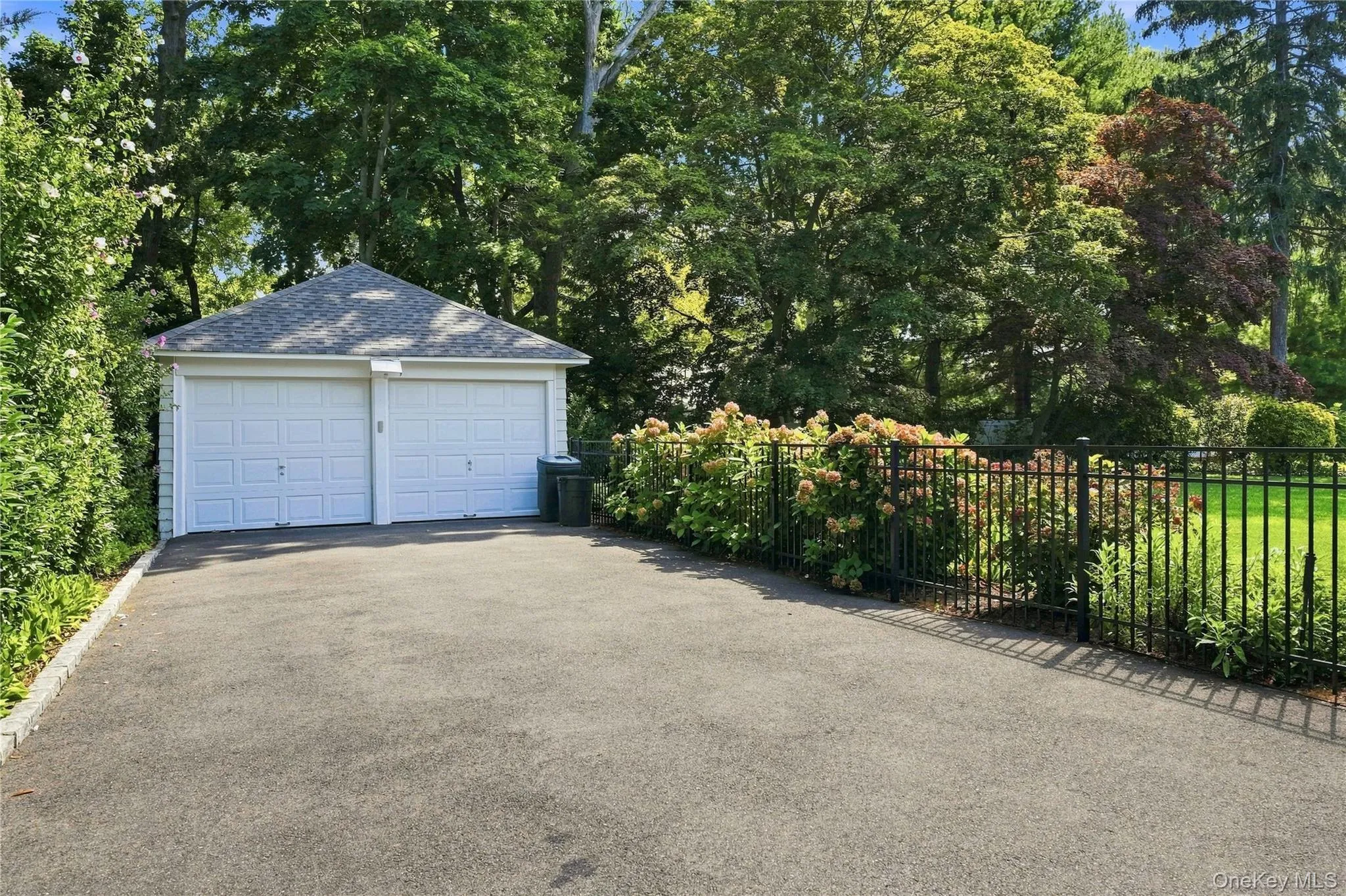 556 Windsor Avenue, Islip, NY, 4 Bedrooms Bedrooms, 9 Rooms Rooms,2 BathroomsBathrooms,Residential,For Rent,Windsor,0,1041275 556 Windsor Avenue, Islip, NY, 4 Bedrooms Bedrooms, 9 Rooms Rooms,2 BathroomsBathrooms,Residential,For Rent,Windsor,0,1041275