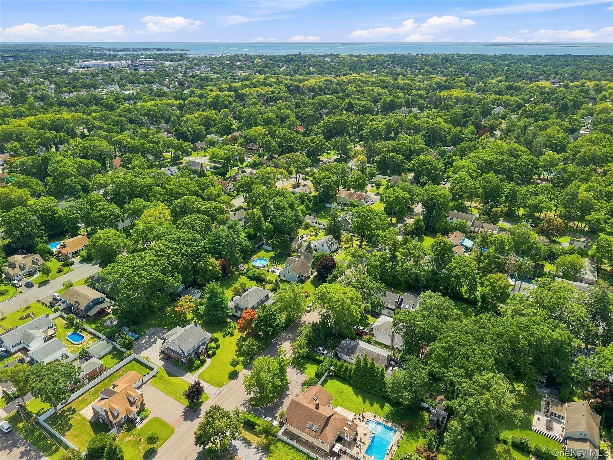 556 Windsor Avenue, Islip, NY, 4 Bedrooms Bedrooms, 9 Rooms Rooms,2 BathroomsBathrooms,Residential,For Rent,Windsor,0,1041275 556 Windsor Avenue, Islip, NY, 4 Bedrooms Bedrooms, 9 Rooms Rooms,2 BathroomsBathrooms,Residential,For Rent,Windsor,0,1041275