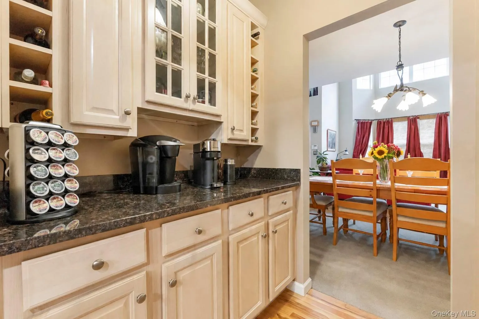 3 Arielle Court, Islip, NY, 3 Bedrooms Bedrooms, 12 Rooms Rooms,2 BathroomsBathrooms,Residential,For Rent,Arielle,0,1041285 3 Arielle Court, Islip, NY, 3 Bedrooms Bedrooms, 12 Rooms Rooms,2 BathroomsBathrooms,Residential,For Rent,Arielle,0,1041285