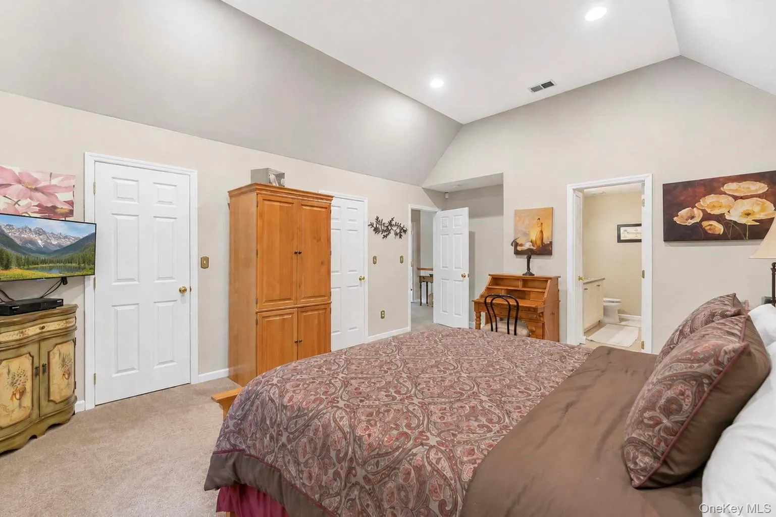 3 Arielle Court, Islip, NY, 3 Bedrooms Bedrooms, 12 Rooms Rooms,2 BathroomsBathrooms,Residential,For Rent,Arielle,0,1041285 3 Arielle Court, Islip, NY, 3 Bedrooms Bedrooms, 12 Rooms Rooms,2 BathroomsBathrooms,Residential,For Rent,Arielle,0,1041285