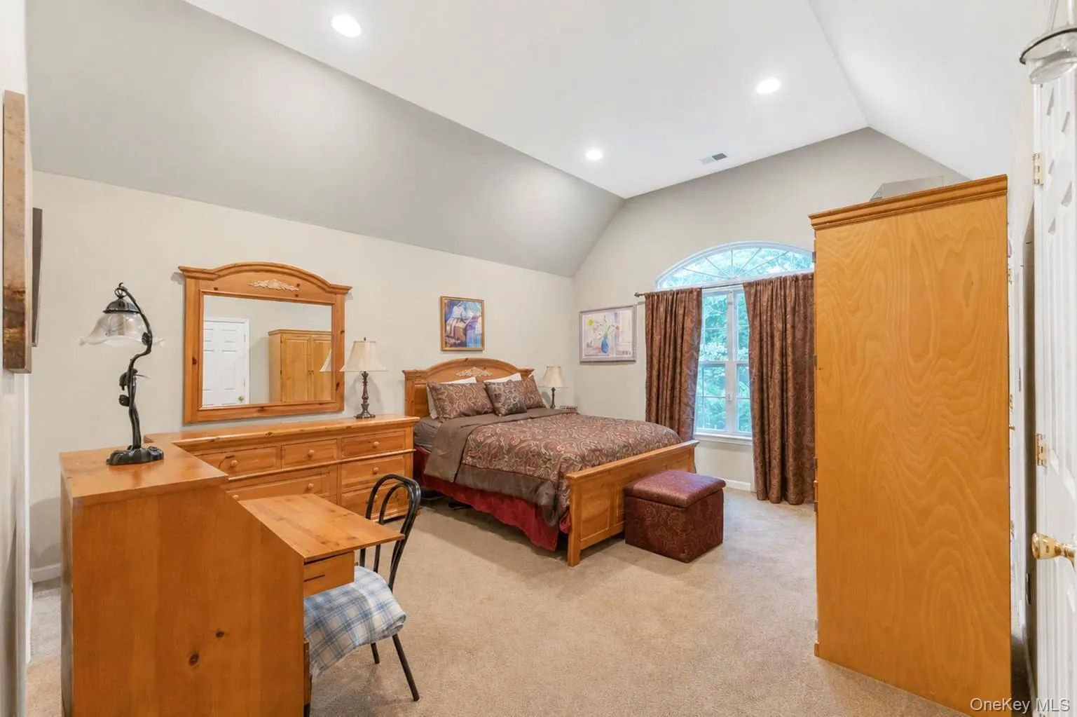3 Arielle Court, Islip, NY, 3 Bedrooms Bedrooms, 12 Rooms Rooms,2 BathroomsBathrooms,Residential,For Rent,Arielle,0,1041285 3 Arielle Court, Islip, NY, 3 Bedrooms Bedrooms, 12 Rooms Rooms,2 BathroomsBathrooms,Residential,For Rent,Arielle,0,1041285