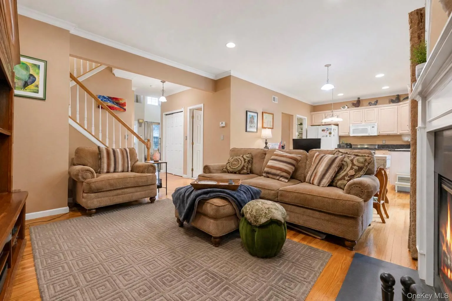 3 Arielle Court, Islip, NY, 3 Bedrooms Bedrooms, 12 Rooms Rooms,2 BathroomsBathrooms,Residential,For Rent,Arielle,0,1041285 3 Arielle Court, Islip, NY, 3 Bedrooms Bedrooms, 12 Rooms Rooms,2 BathroomsBathrooms,Residential,For Rent,Arielle,0,1041285