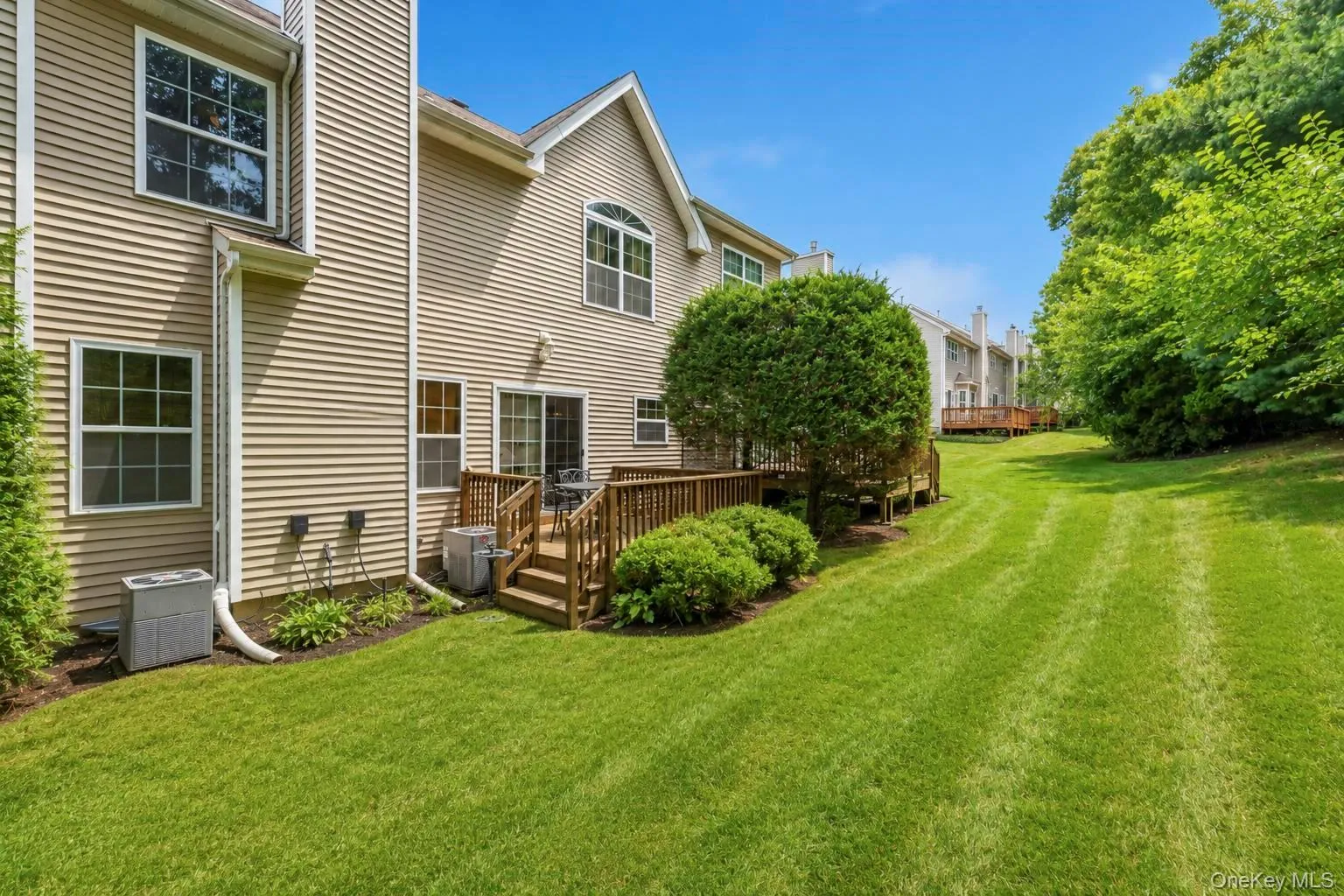 3 Arielle Court, Islip, NY, 3 Bedrooms Bedrooms, 12 Rooms Rooms,2 BathroomsBathrooms,Residential,For Rent,Arielle,0,1041285 3 Arielle Court, Islip, NY, 3 Bedrooms Bedrooms, 12 Rooms Rooms,2 BathroomsBathrooms,Residential,For Rent,Arielle,0,1041285