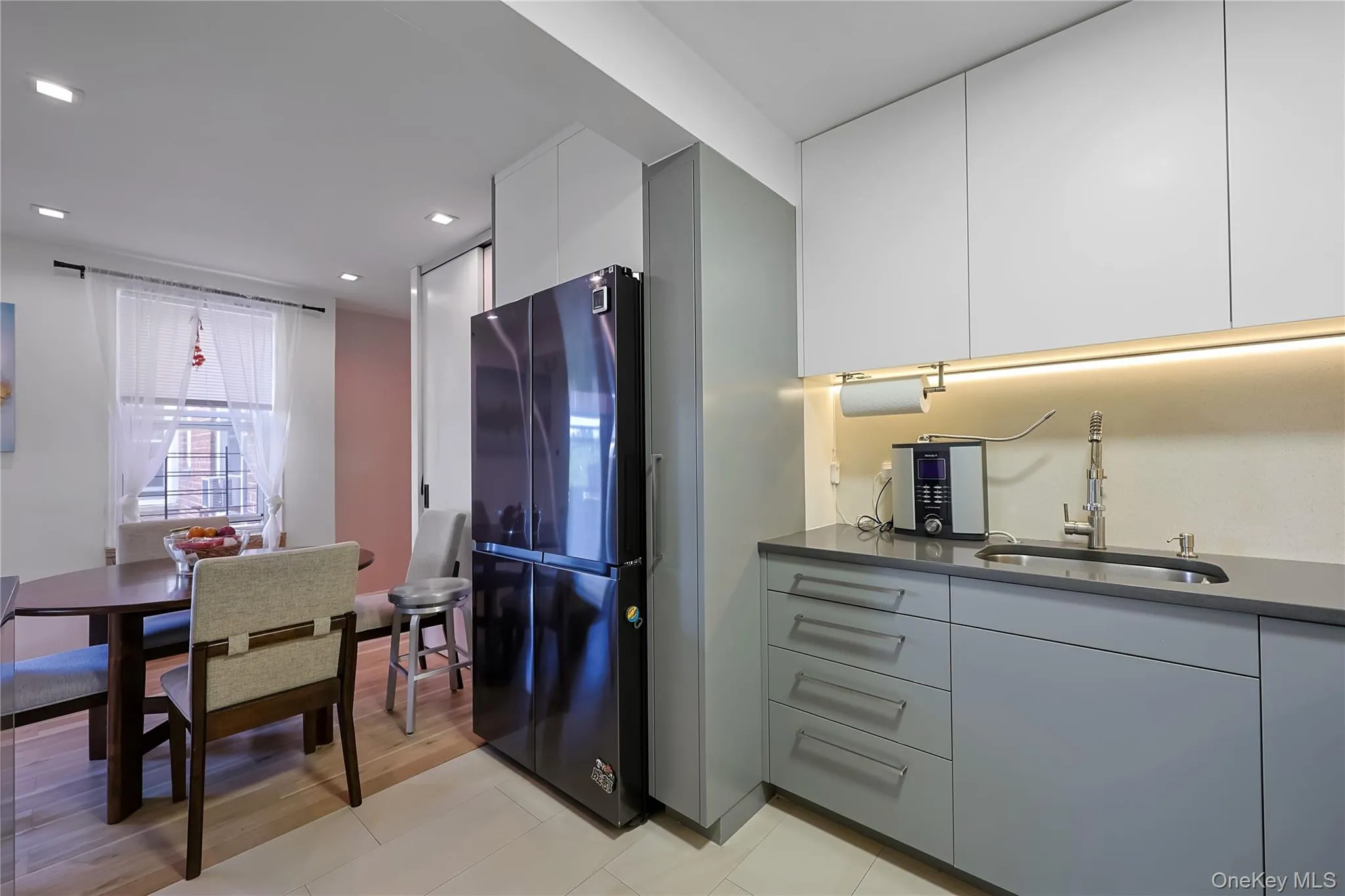 13604 Cherry Avenue, New York, NY, 2 Bedrooms Bedrooms, 5 Rooms Rooms,1 BathroomBathrooms,Residential,For Rent,Cherry,0,1041286 13604 Cherry Avenue, New York, NY, 2 Bedrooms Bedrooms, 5 Rooms Rooms,1 BathroomBathrooms,Residential,For Rent,Cherry,0,1041286
