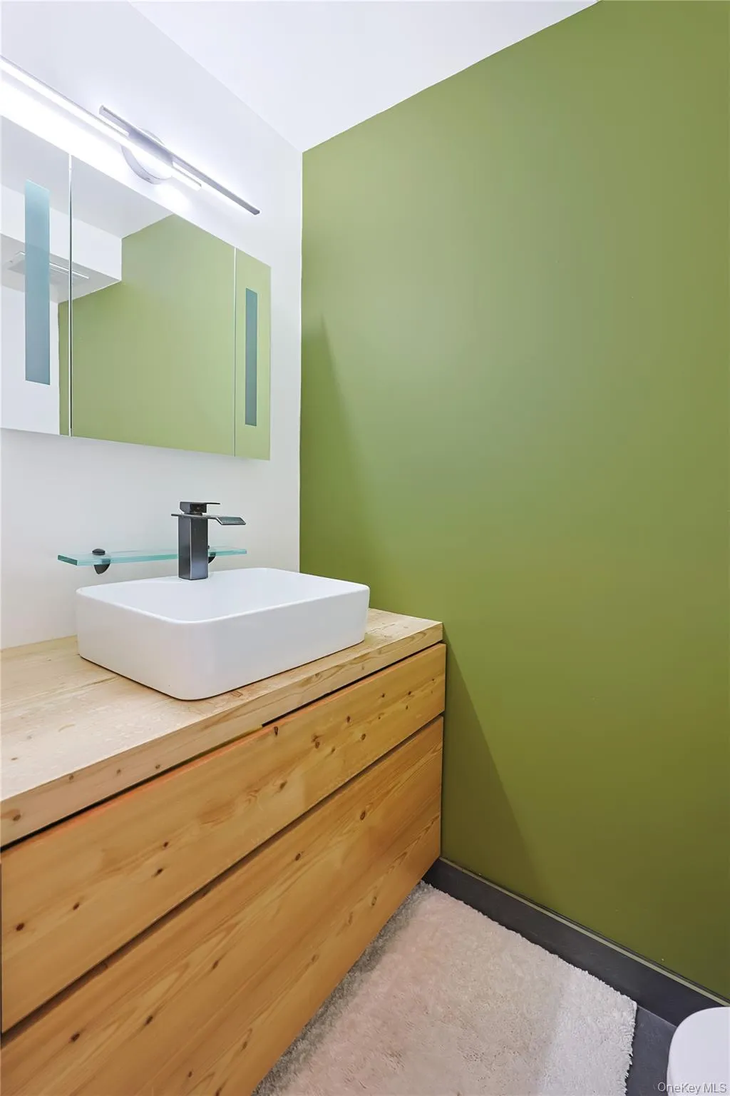 13604 Cherry Avenue, New York, NY, 2 Bedrooms Bedrooms, 5 Rooms Rooms,1 BathroomBathrooms,Residential,For Rent,Cherry,0,1041286 13604 Cherry Avenue, New York, NY, 2 Bedrooms Bedrooms, 5 Rooms Rooms,1 BathroomBathrooms,Residential,For Rent,Cherry,0,1041286