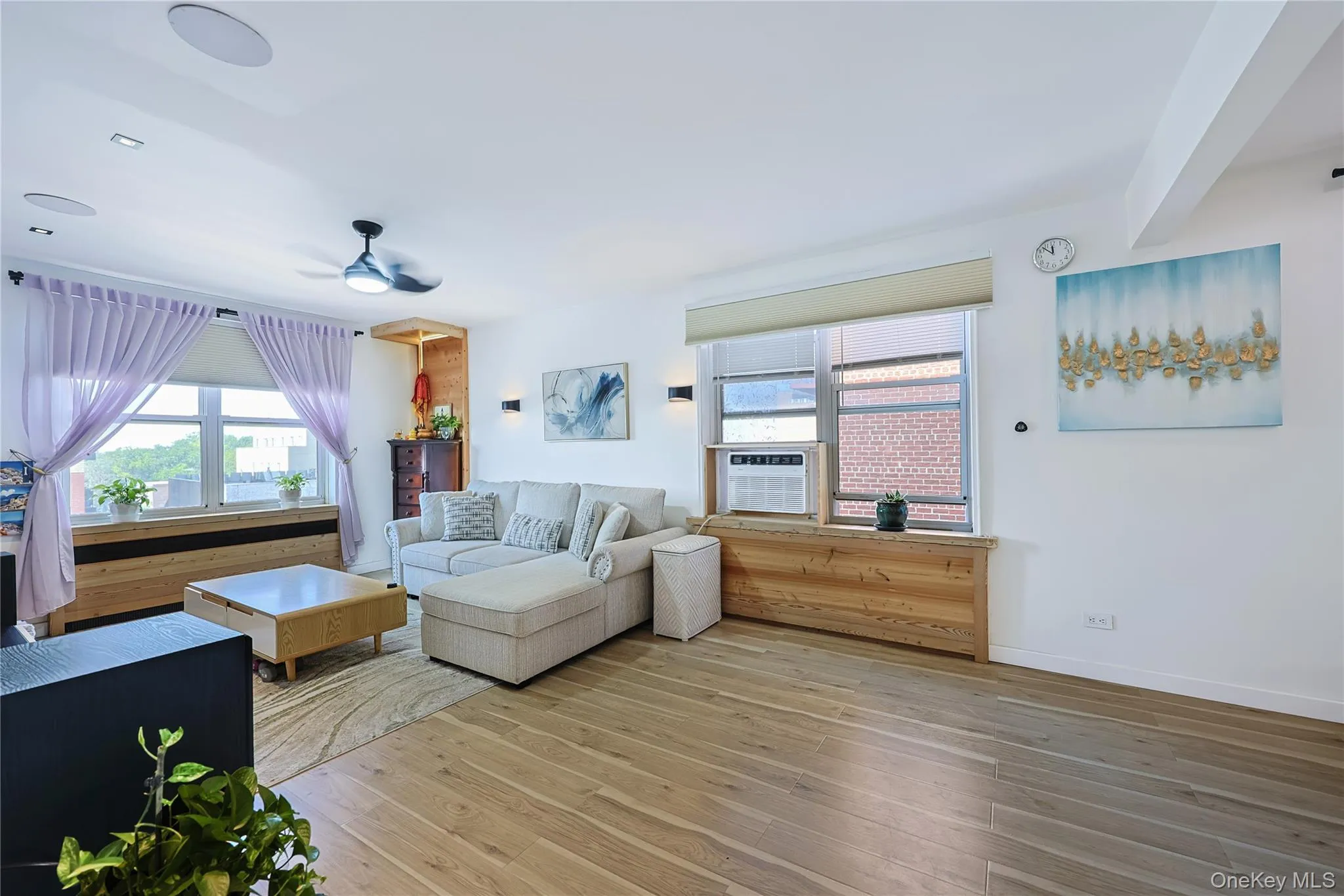 13604 Cherry Avenue, New York, NY, 2 Bedrooms Bedrooms, 5 Rooms Rooms,1 BathroomBathrooms,Residential,For Rent,Cherry,0,1041286 13604 Cherry Avenue, New York, NY, 2 Bedrooms Bedrooms, 5 Rooms Rooms,1 BathroomBathrooms,Residential,For Rent,Cherry,0,1041286