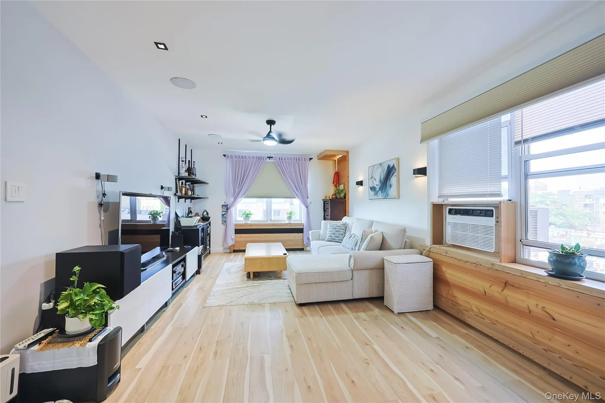 13604 Cherry Avenue, New York, NY, 2 Bedrooms Bedrooms, 5 Rooms Rooms,1 BathroomBathrooms,Residential,For Rent,Cherry,0,1041286 13604 Cherry Avenue, New York, NY, 2 Bedrooms Bedrooms, 5 Rooms Rooms,1 BathroomBathrooms,Residential,For Rent,Cherry,0,1041286