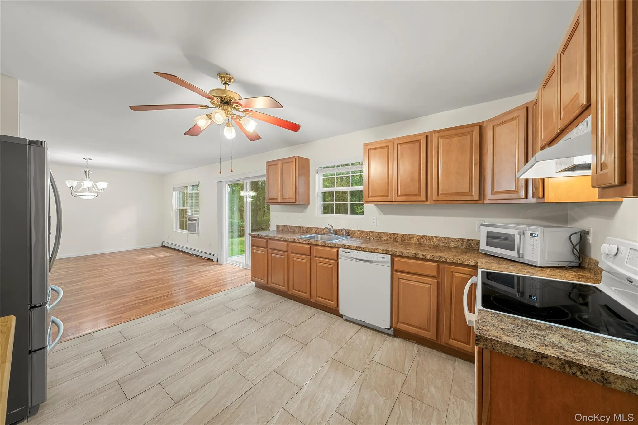 144 Dawn Drive, Brookhaven, NY, 3 Bedrooms Bedrooms, 8 Rooms Rooms,2 BathroomsBathrooms,Residential,For Rent,Dawn,0,1041291 144 Dawn Drive, Brookhaven, NY, 3 Bedrooms Bedrooms, 8 Rooms Rooms,2 BathroomsBathrooms,Residential,For Rent,Dawn,0,1041291