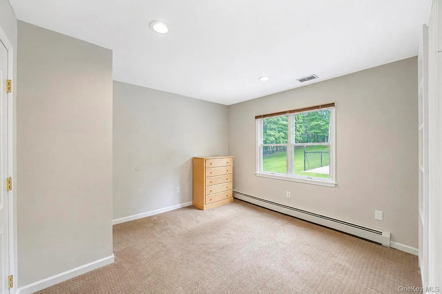 98 Echo Avenue, Brookhaven, NY, 5 Bedrooms Bedrooms, 10 Rooms Rooms,3 BathroomsBathrooms,Residential,For Rent,Echo,0,1041292 98 Echo Avenue, Brookhaven, NY, 5 Bedrooms Bedrooms, 10 Rooms Rooms,3 BathroomsBathrooms,Residential,For Rent,Echo,0,1041292