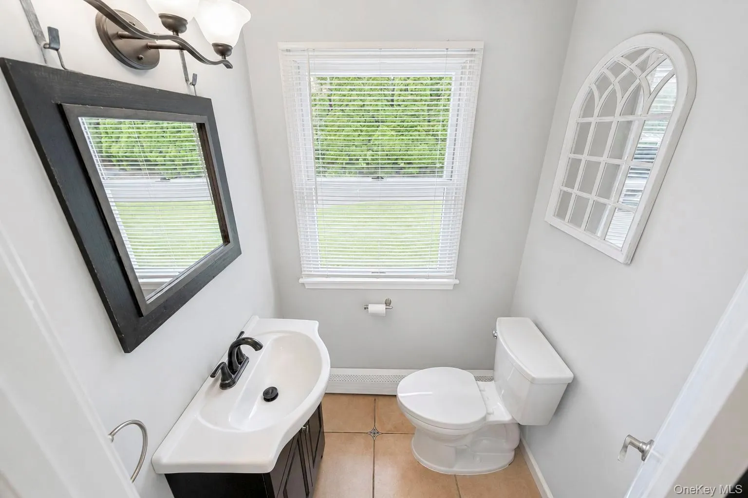 98 Echo Avenue, Brookhaven, NY, 5 Bedrooms Bedrooms, 10 Rooms Rooms,3 BathroomsBathrooms,Residential,For Rent,Echo,0,1041292 98 Echo Avenue, Brookhaven, NY, 5 Bedrooms Bedrooms, 10 Rooms Rooms,3 BathroomsBathrooms,Residential,For Rent,Echo,0,1041292