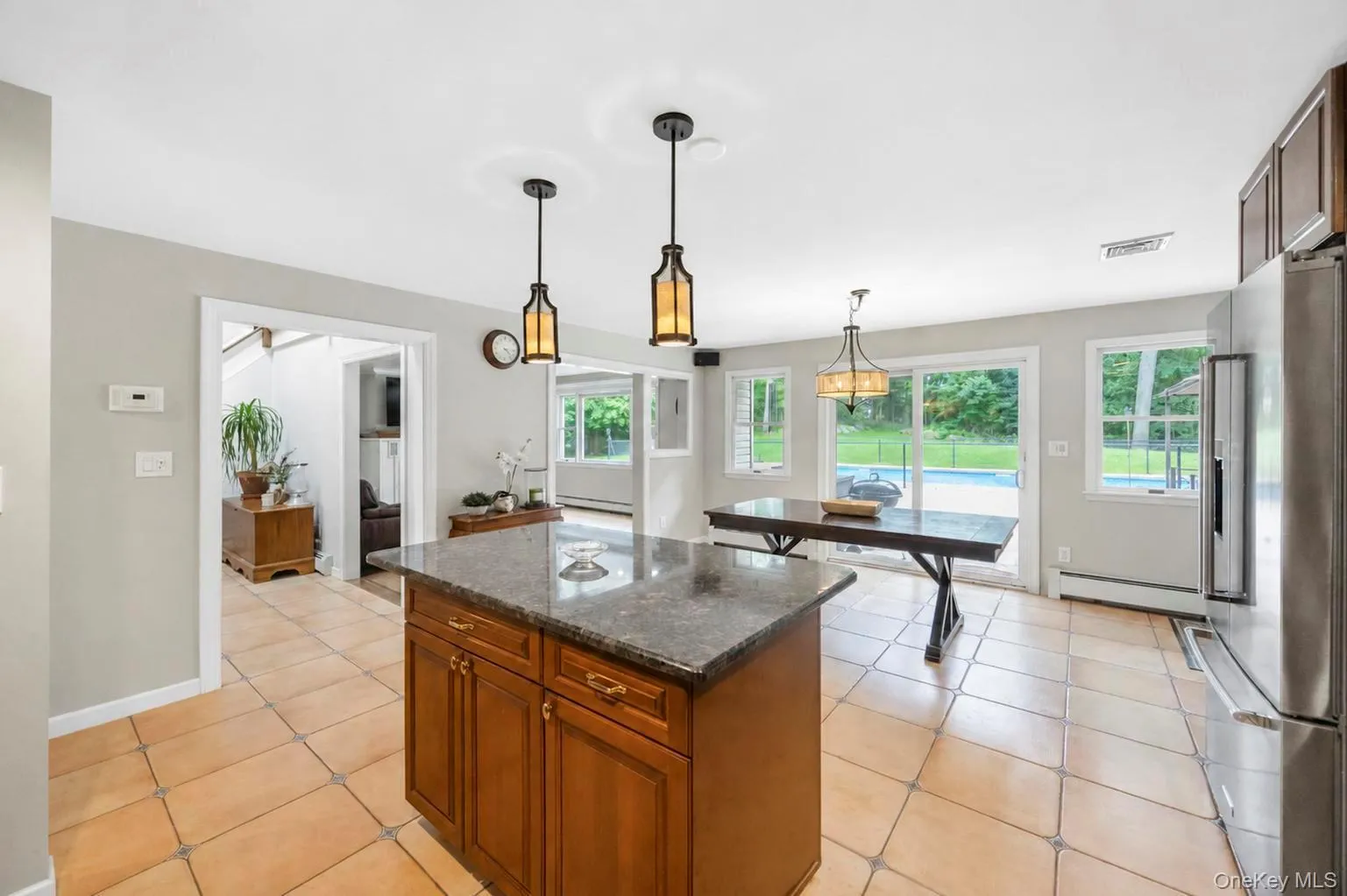98 Echo Avenue, Brookhaven, NY, 5 Bedrooms Bedrooms, 10 Rooms Rooms,3 BathroomsBathrooms,Residential,For Rent,Echo,0,1041292 98 Echo Avenue, Brookhaven, NY, 5 Bedrooms Bedrooms, 10 Rooms Rooms,3 BathroomsBathrooms,Residential,For Rent,Echo,0,1041292