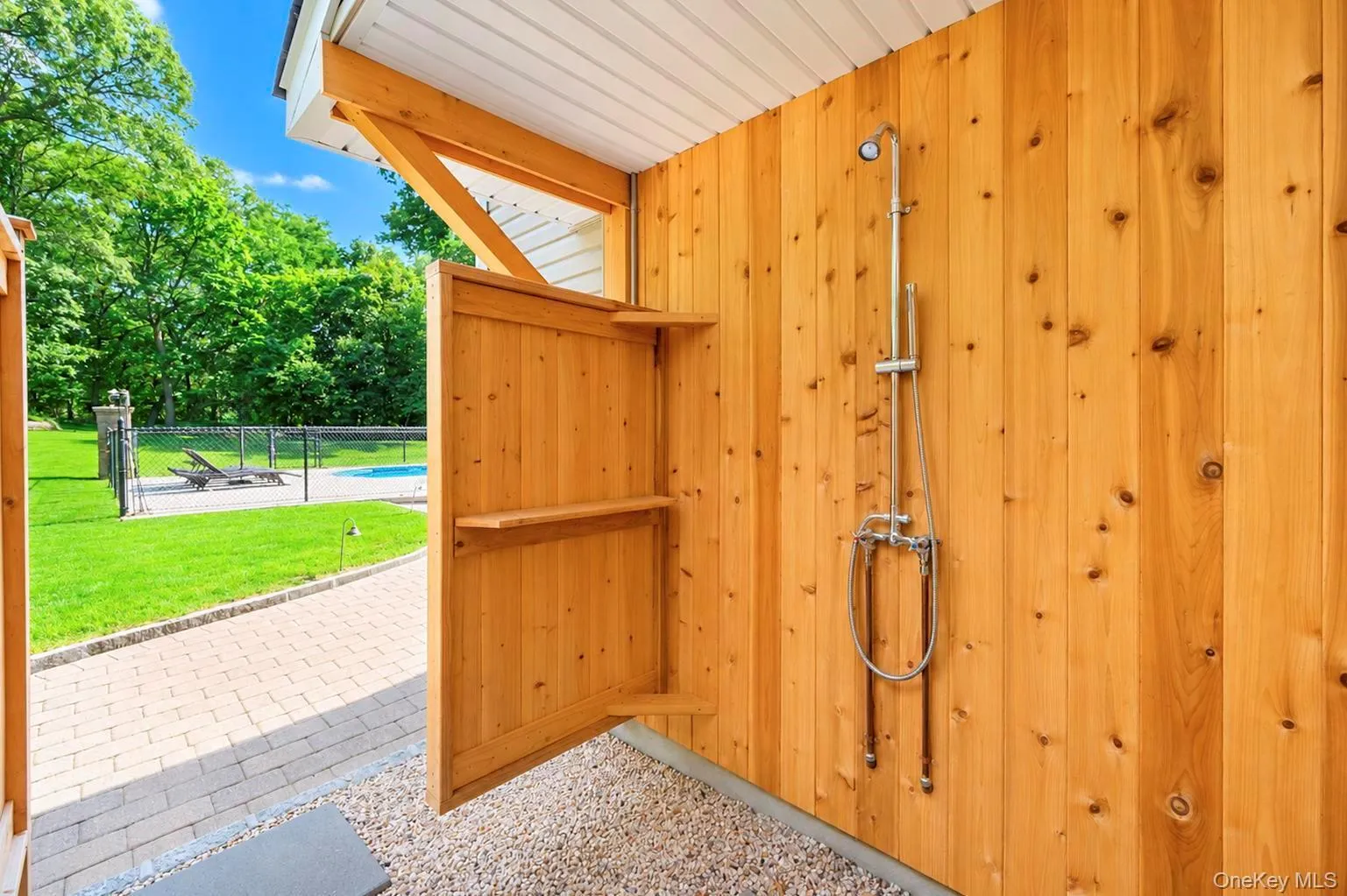 98 Echo Avenue, Brookhaven, NY, 5 Bedrooms Bedrooms, 10 Rooms Rooms,3 BathroomsBathrooms,Residential,For Rent,Echo,0,1041292 98 Echo Avenue, Brookhaven, NY, 5 Bedrooms Bedrooms, 10 Rooms Rooms,3 BathroomsBathrooms,Residential,For Rent,Echo,0,1041292