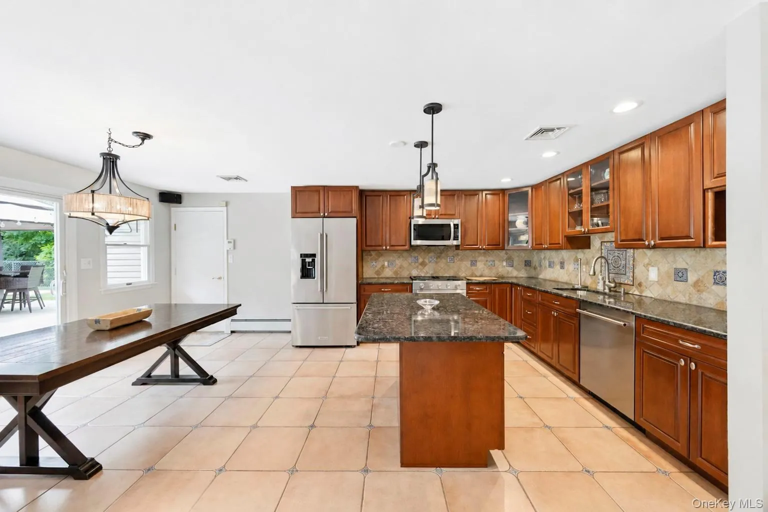 98 Echo Avenue, Brookhaven, NY, 5 Bedrooms Bedrooms, 10 Rooms Rooms,3 BathroomsBathrooms,Residential,For Rent,Echo,0,1041292 98 Echo Avenue, Brookhaven, NY, 5 Bedrooms Bedrooms, 10 Rooms Rooms,3 BathroomsBathrooms,Residential,For Rent,Echo,0,1041292