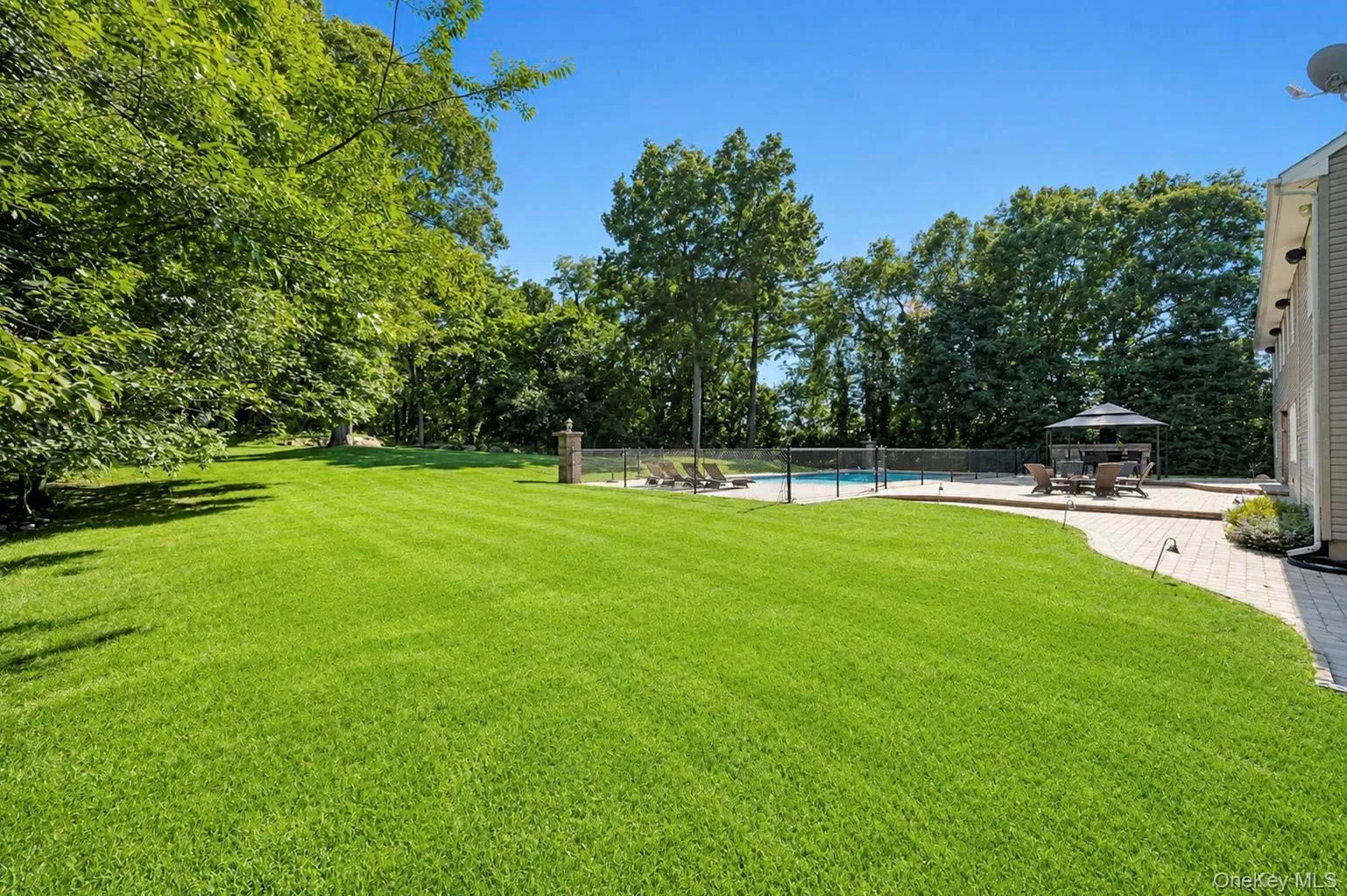98 Echo Avenue, Brookhaven, NY, 5 Bedrooms Bedrooms, 10 Rooms Rooms,3 BathroomsBathrooms,Residential,For Rent,Echo,0,1041292 98 Echo Avenue, Brookhaven, NY, 5 Bedrooms Bedrooms, 10 Rooms Rooms,3 BathroomsBathrooms,Residential,For Rent,Echo,0,1041292