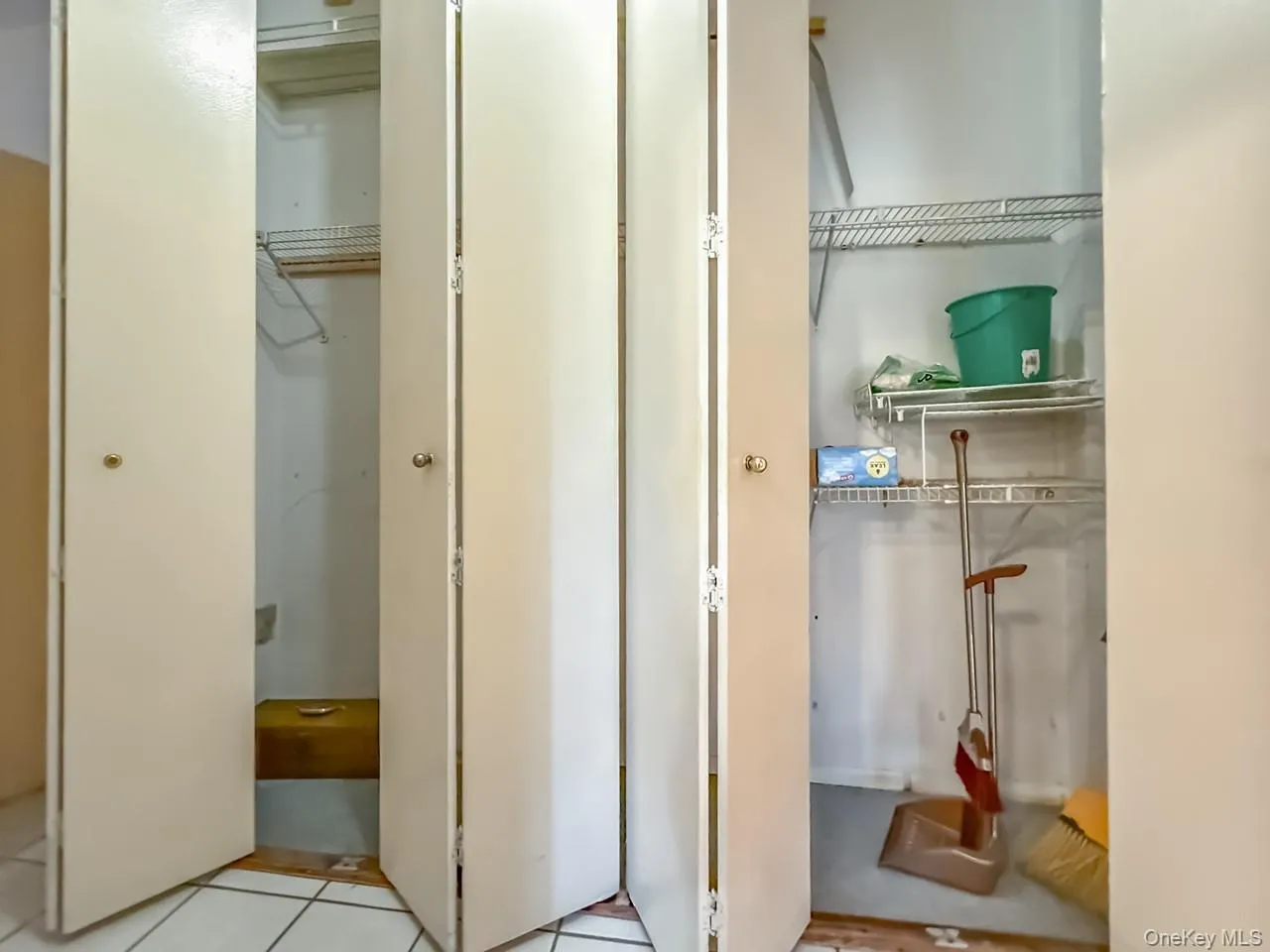 1 Lakeview Drive, Peekskill, NY, 1 Bedroom Bedrooms, 4 Rooms Rooms,1 BathroomBathrooms,Residential,For Rent,Lakeview,0,1041293 1 Lakeview Drive, Peekskill, NY, 1 Bedroom Bedrooms, 4 Rooms Rooms,1 BathroomBathrooms,Residential,For Rent,Lakeview,0,1041293