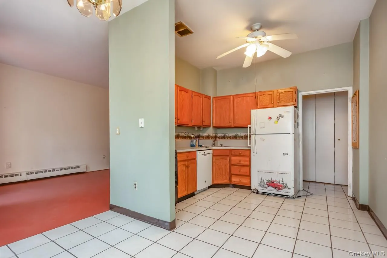 1 Lakeview Drive, Peekskill, NY, 1 Bedroom Bedrooms, 4 Rooms Rooms,1 BathroomBathrooms,Residential,For Rent,Lakeview,0,1041293 1 Lakeview Drive, Peekskill, NY, 1 Bedroom Bedrooms, 4 Rooms Rooms,1 BathroomBathrooms,Residential,For Rent,Lakeview,0,1041293