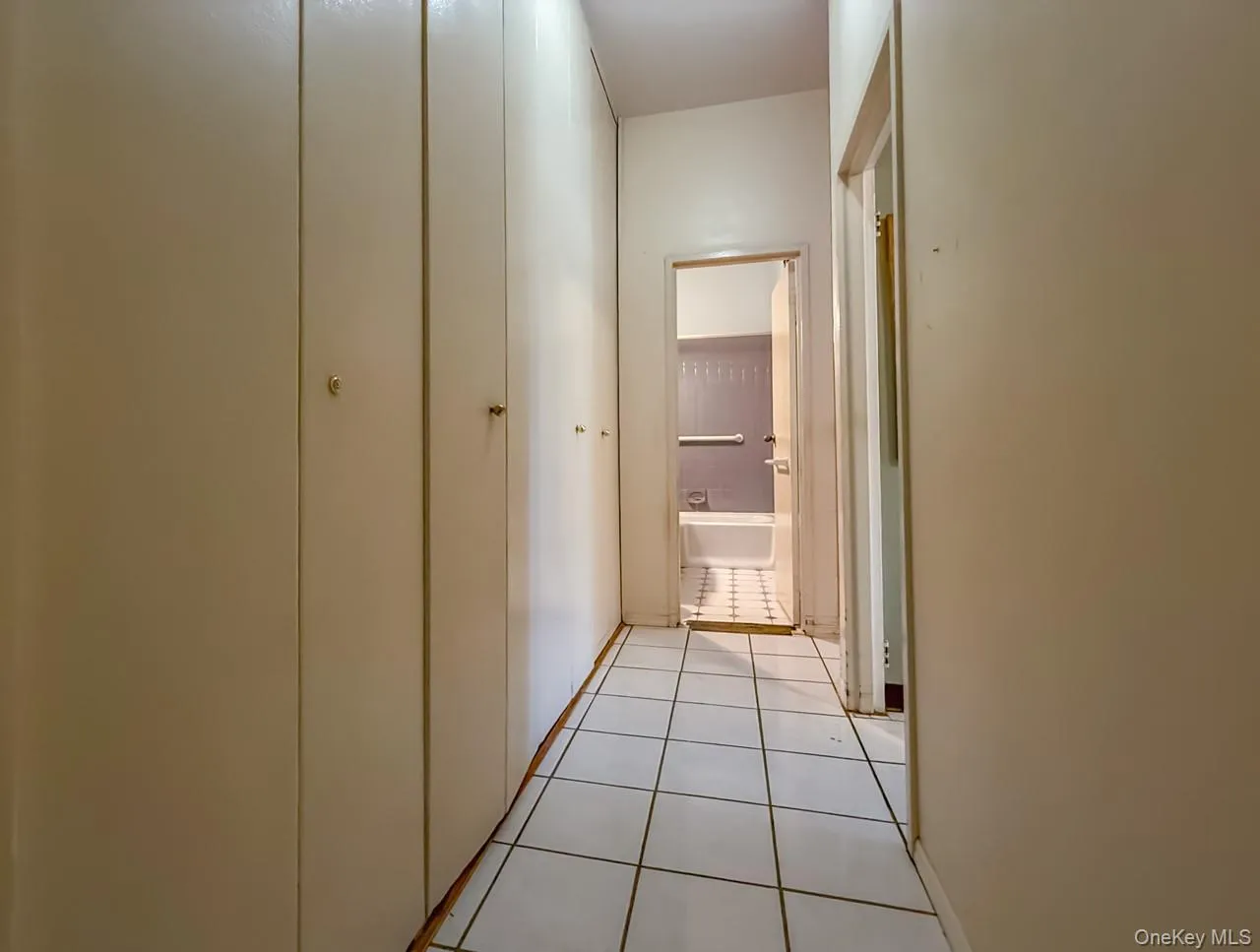 1 Lakeview Drive, Peekskill, NY, 1 Bedroom Bedrooms, 4 Rooms Rooms,1 BathroomBathrooms,Residential,For Rent,Lakeview,0,1041293 1 Lakeview Drive, Peekskill, NY, 1 Bedroom Bedrooms, 4 Rooms Rooms,1 BathroomBathrooms,Residential,For Rent,Lakeview,0,1041293