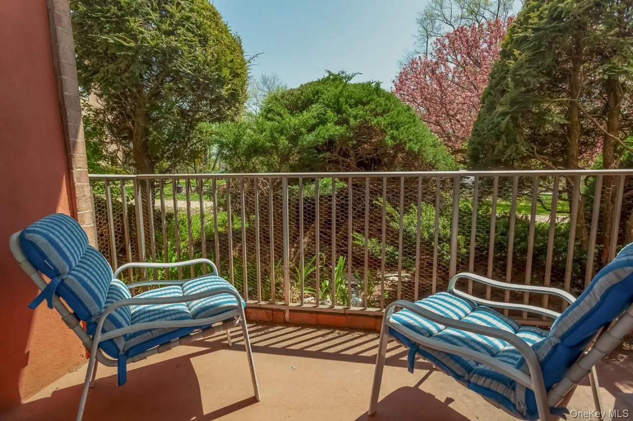1 Lakeview Drive, Peekskill, NY, 1 Bedroom Bedrooms, 4 Rooms Rooms,1 BathroomBathrooms,Residential,For Rent,Lakeview,0,1041293 1 Lakeview Drive, Peekskill, NY, 1 Bedroom Bedrooms, 4 Rooms Rooms,1 BathroomBathrooms,Residential,For Rent,Lakeview,0,1041293