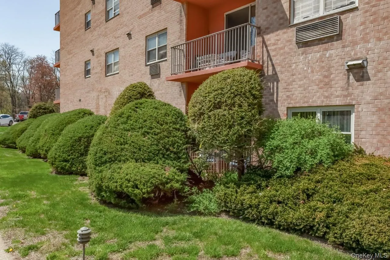 1 Lakeview Drive, Peekskill, NY, 1 Bedroom Bedrooms, 4 Rooms Rooms,1 BathroomBathrooms,Residential,For Rent,Lakeview,0,1041293 1 Lakeview Drive, Peekskill, NY, 1 Bedroom Bedrooms, 4 Rooms Rooms,1 BathroomBathrooms,Residential,For Rent,Lakeview,0,1041293