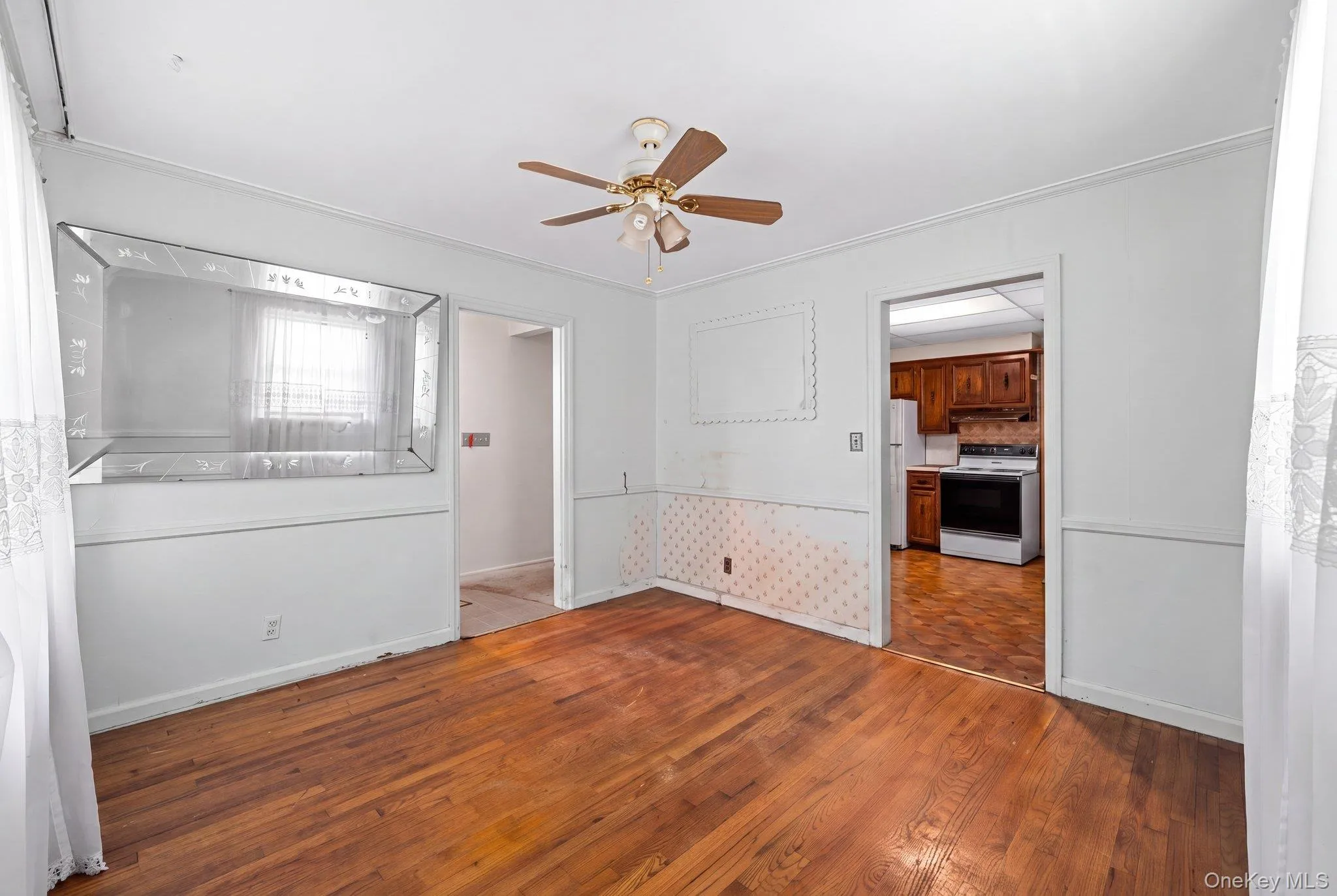 118-18 235th Street, New York, NY, 6 Bedrooms Bedrooms, 10 Rooms Rooms,3 BathroomsBathrooms,Residential,For Rent,235th,0,1041305 118-18 235th Street, New York, NY, 6 Bedrooms Bedrooms, 10 Rooms Rooms,3 BathroomsBathrooms,Residential,For Rent,235th,0,1041305