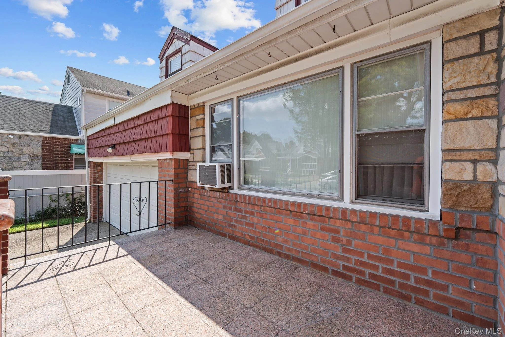 118-18 235th Street, New York, NY, 6 Bedrooms Bedrooms, 10 Rooms Rooms,3 BathroomsBathrooms,Residential,For Rent,235th,0,1041305 118-18 235th Street, New York, NY, 6 Bedrooms Bedrooms, 10 Rooms Rooms,3 BathroomsBathrooms,Residential,For Rent,235th,0,1041305