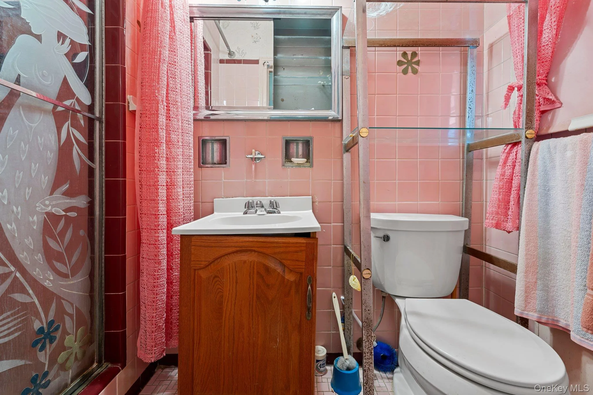 118-18 235th Street, New York, NY, 6 Bedrooms Bedrooms, 10 Rooms Rooms,3 BathroomsBathrooms,Residential,For Rent,235th,0,1041305 118-18 235th Street, New York, NY, 6 Bedrooms Bedrooms, 10 Rooms Rooms,3 BathroomsBathrooms,Residential,For Rent,235th,0,1041305