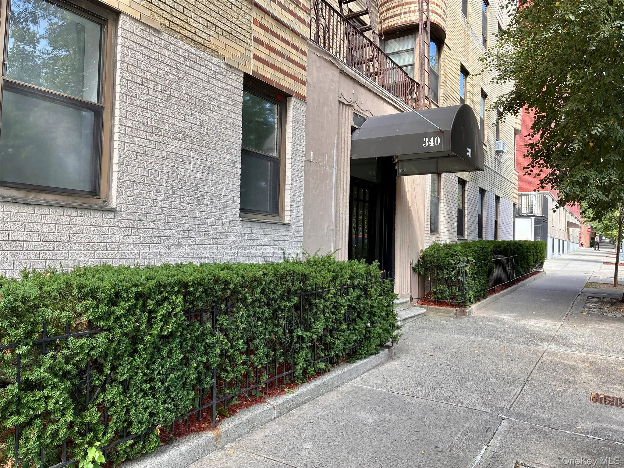 340 East Mosholu Parkway, New York, NY, 2 Bedrooms Bedrooms, 5 Rooms Rooms,1 BathroomBathrooms,Residential,For Rent,East Mosholu,0,1041312 340 East Mosholu Parkway, New York, NY, 2 Bedrooms Bedrooms, 5 Rooms Rooms,1 BathroomBathrooms,Residential,For Rent,East Mosholu,0,1041312