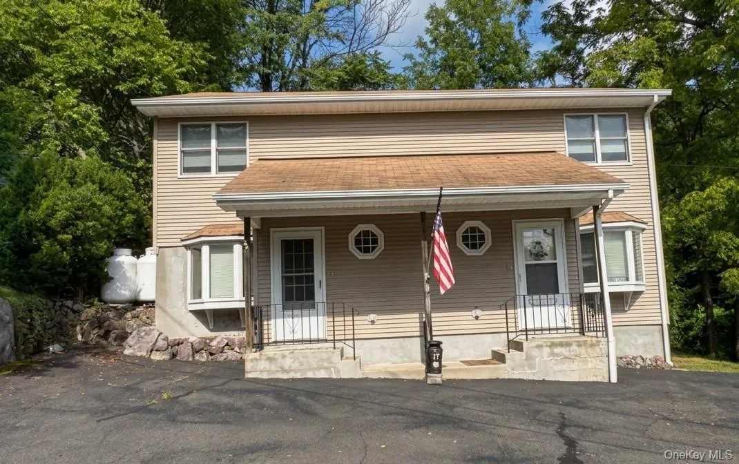 17 Brooks Lane, Highlands, NY, 2 Bedrooms Bedrooms, 6 Rooms Rooms,1 BathroomBathrooms,Residential Lease,For Rent,Brooks,0,1041313 17 Brooks Lane, Highlands, NY, 2 Bedrooms Bedrooms, 6 Rooms Rooms,1 BathroomBathrooms,Residential Lease,For Rent,Brooks,0,1041313