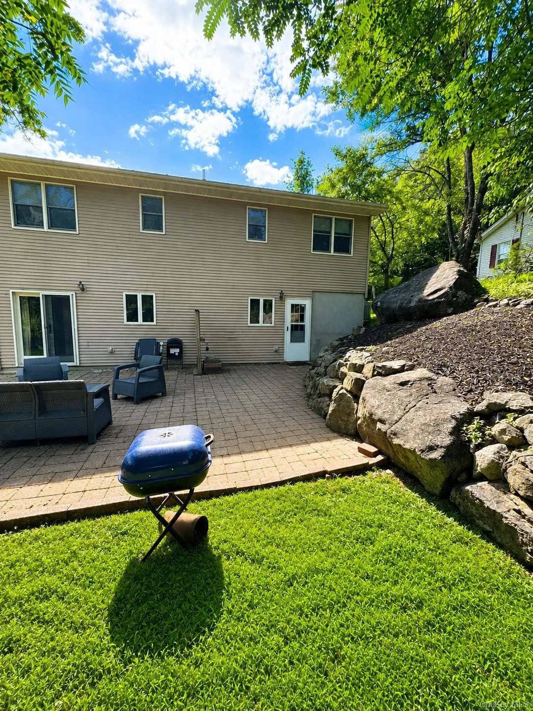 17 Brooks Lane, Highlands, NY, 2 Bedrooms Bedrooms, 6 Rooms Rooms,1 BathroomBathrooms,Residential Lease,For Rent,Brooks,0,1041313 17 Brooks Lane, Highlands, NY, 2 Bedrooms Bedrooms, 6 Rooms Rooms,1 BathroomBathrooms,Residential Lease,For Rent,Brooks,0,1041313