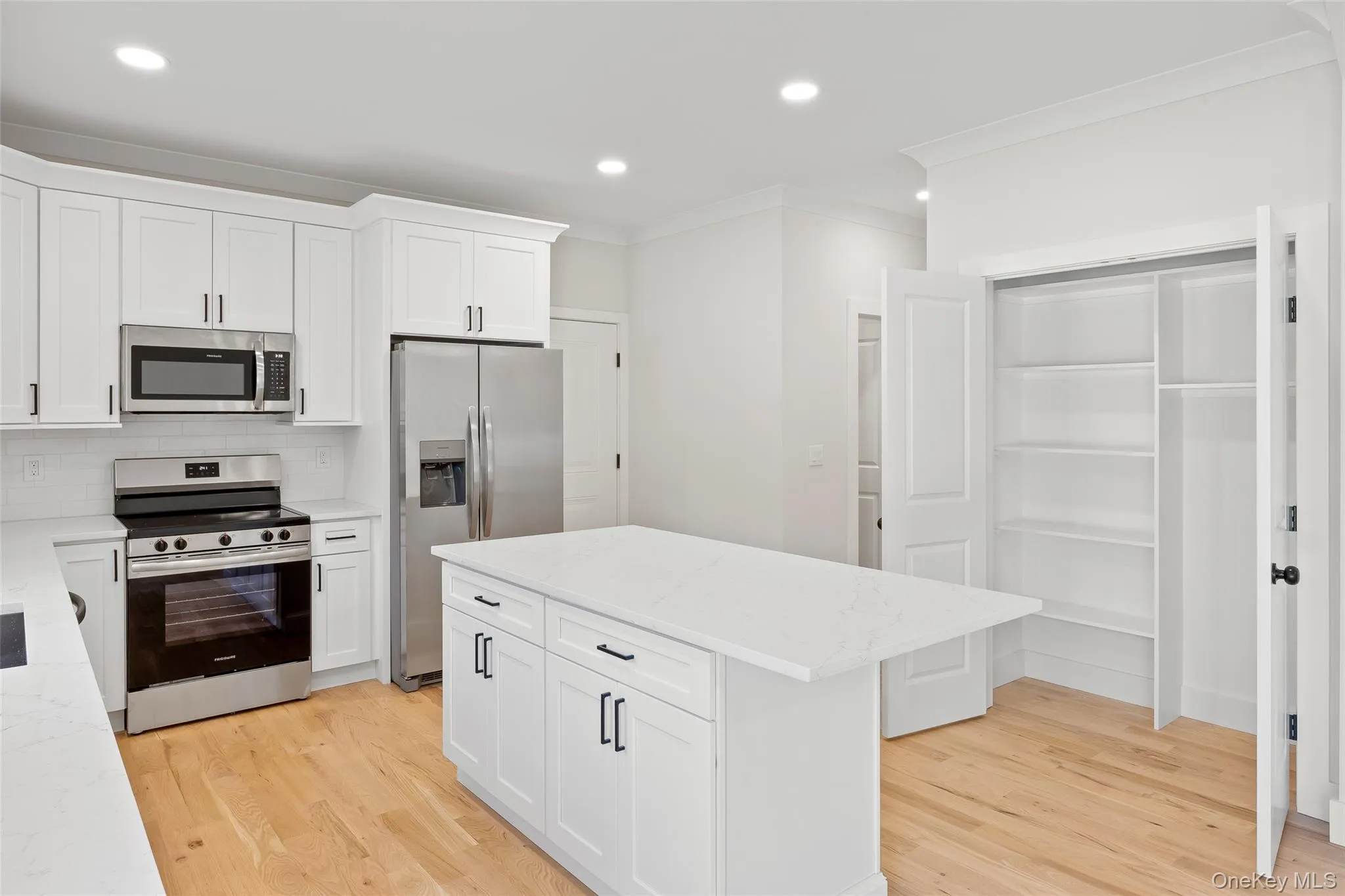 557 Canal Road, Brookhaven, NY, 4 Bedrooms Bedrooms, 8 Rooms Rooms,2 BathroomsBathrooms,Residential Lease,For Rent,Canal,0,1041320 557 Canal Road, Brookhaven, NY, 4 Bedrooms Bedrooms, 8 Rooms Rooms,2 BathroomsBathrooms,Residential Lease,For Rent,Canal,0,1041320