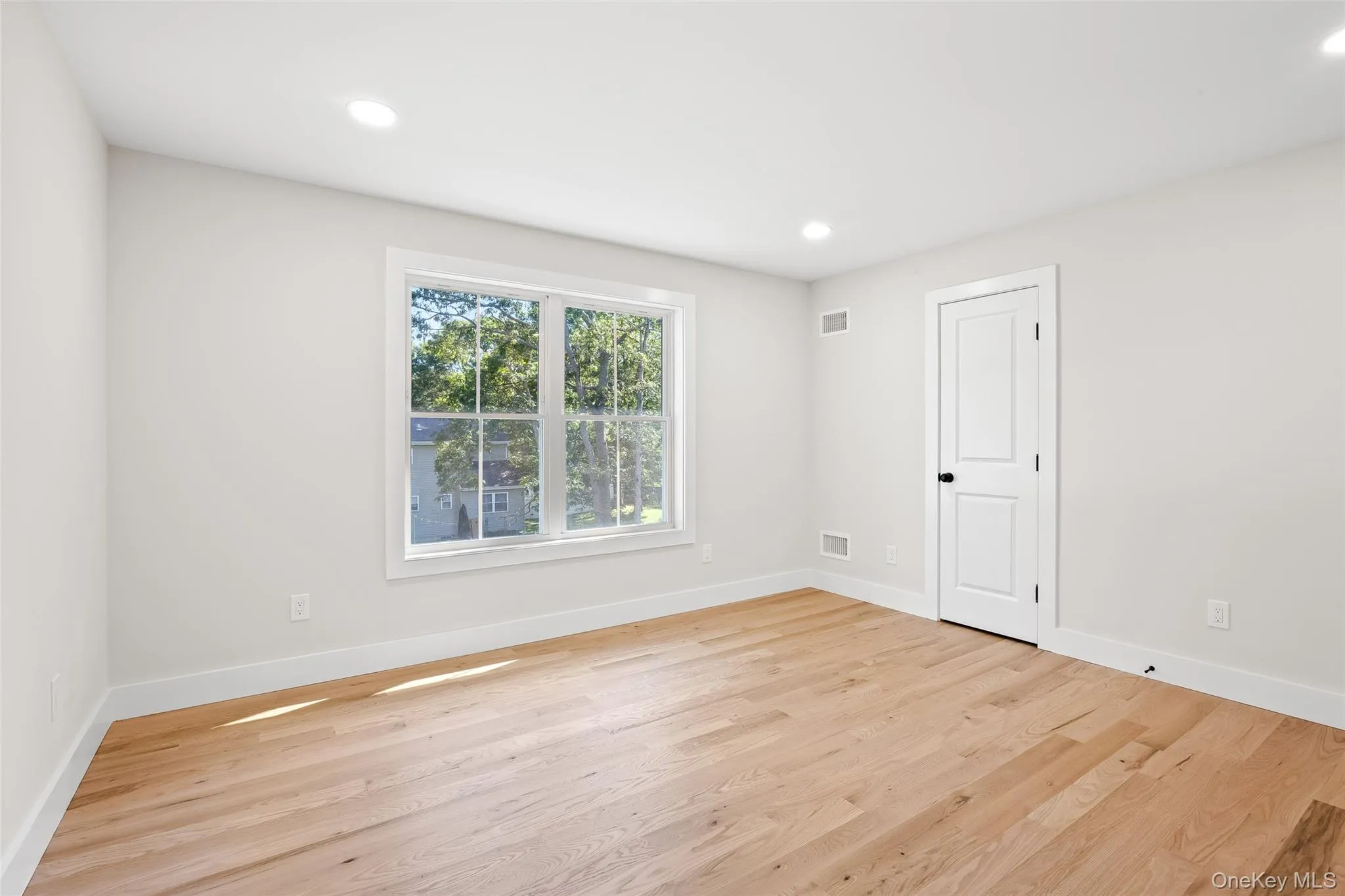 557 Canal Road, Brookhaven, NY, 4 Bedrooms Bedrooms, 8 Rooms Rooms,2 BathroomsBathrooms,Residential Lease,For Rent,Canal,0,1041320 557 Canal Road, Brookhaven, NY, 4 Bedrooms Bedrooms, 8 Rooms Rooms,2 BathroomsBathrooms,Residential Lease,For Rent,Canal,0,1041320