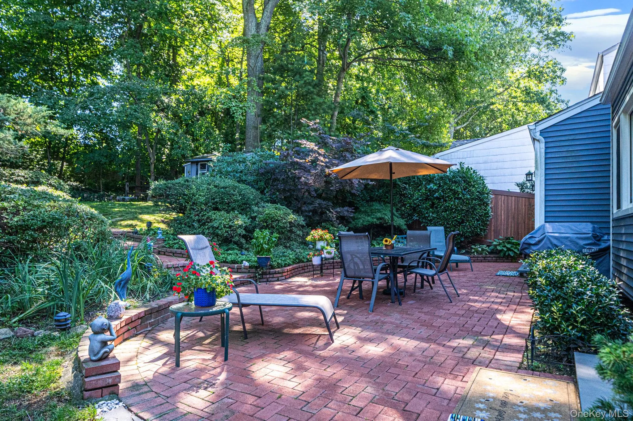 36 Briarwood Drive, Huntington, NY, 4 Bedrooms Bedrooms, 8 Rooms Rooms,1 BathroomBathrooms,Residential,For Rent,Briarwood,0,1041323 36 Briarwood Drive, Huntington, NY, 4 Bedrooms Bedrooms, 8 Rooms Rooms,1 BathroomBathrooms,Residential,For Rent,Briarwood,0,1041323