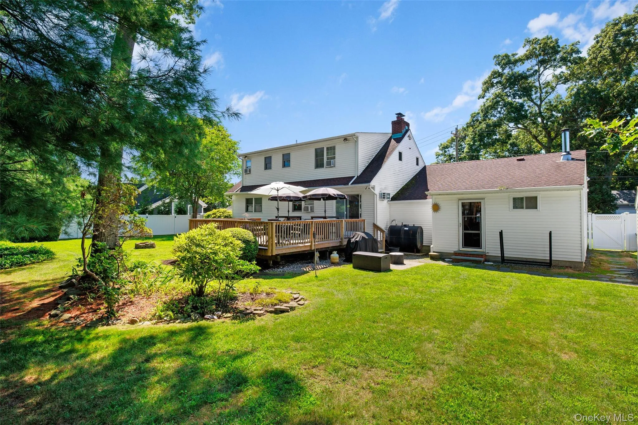 13 Westwood Drive, Babylon, NY, 4 Bedrooms Bedrooms, 7 Rooms Rooms,2 BathroomsBathrooms,Residential,For Rent,Westwood,0,1041339 13 Westwood Drive, Babylon, NY, 4 Bedrooms Bedrooms, 7 Rooms Rooms,2 BathroomsBathrooms,Residential,For Rent,Westwood,0,1041339