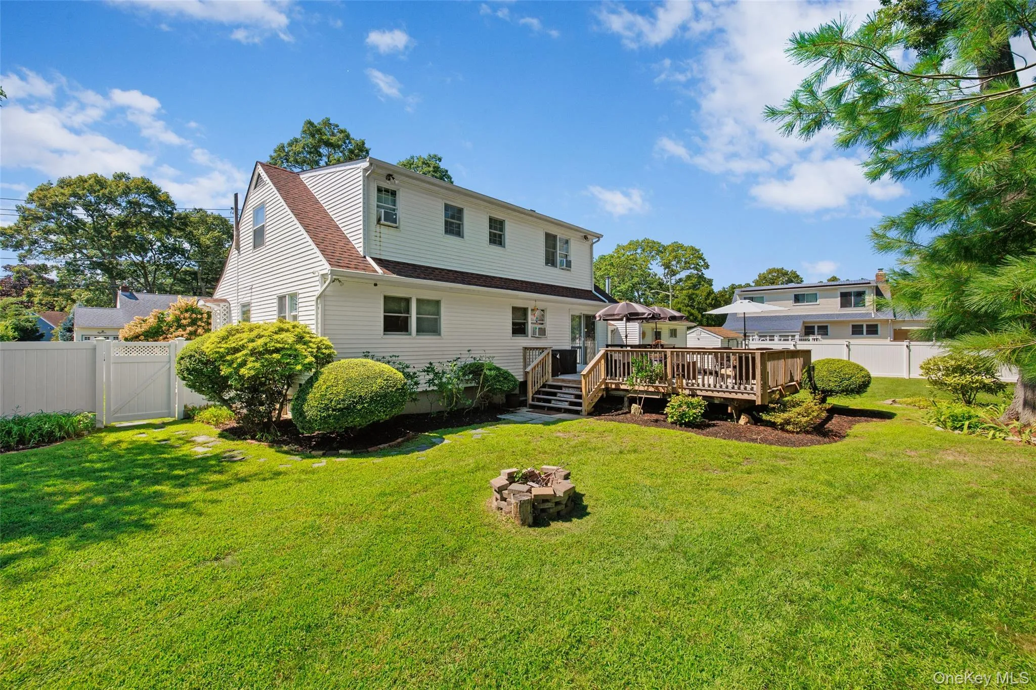 13 Westwood Drive, Babylon, NY, 4 Bedrooms Bedrooms, 7 Rooms Rooms,2 BathroomsBathrooms,Residential,For Rent,Westwood,0,1041339 13 Westwood Drive, Babylon, NY, 4 Bedrooms Bedrooms, 7 Rooms Rooms,2 BathroomsBathrooms,Residential,For Rent,Westwood,0,1041339