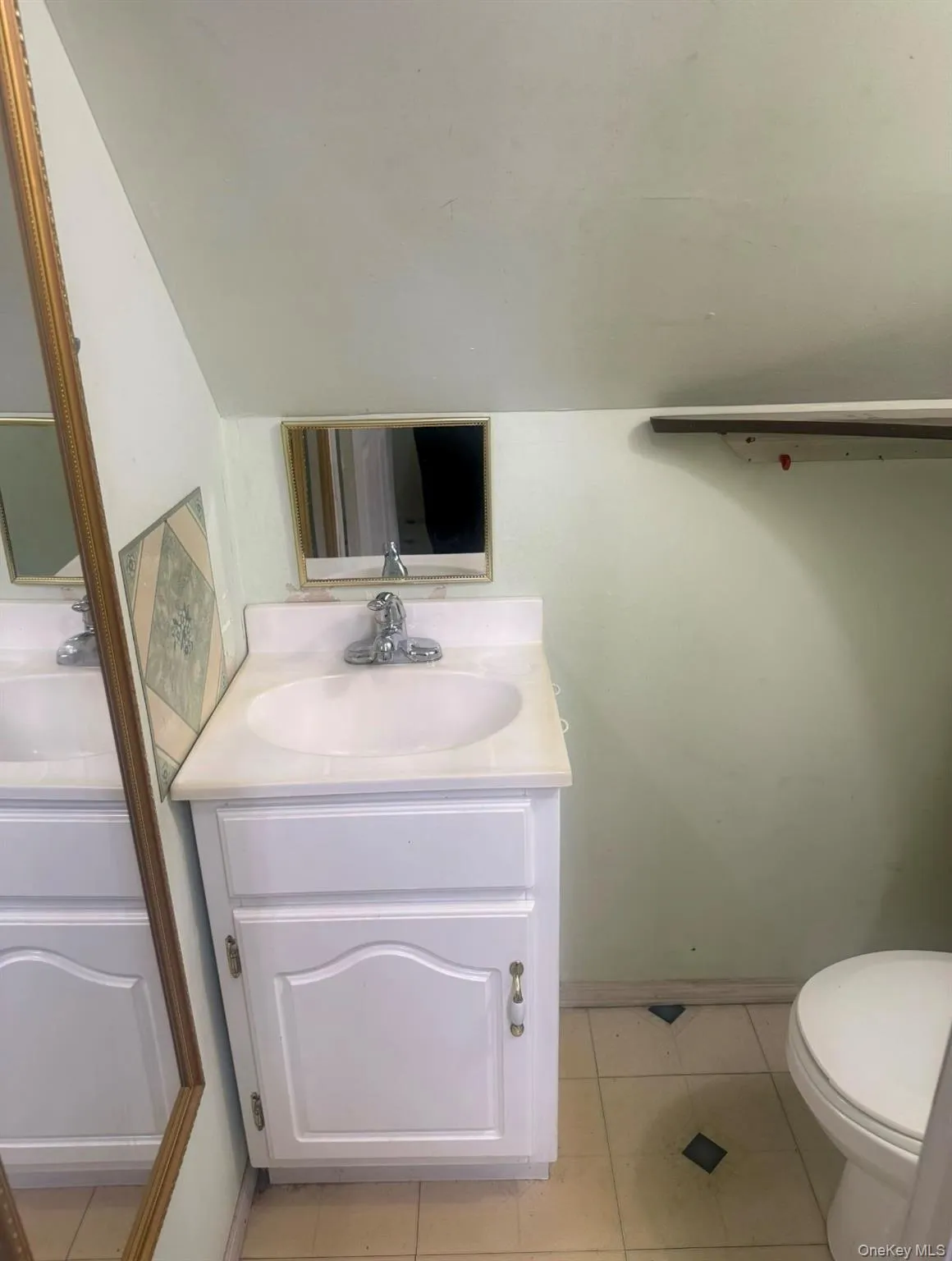 76-36 166th Street, New York, NY, 3 Bedrooms Bedrooms, 7 Rooms Rooms,1 BathroomBathrooms,Residential,For Rent,166th,0,1041341 76-36 166th Street, New York, NY, 3 Bedrooms Bedrooms, 7 Rooms Rooms,1 BathroomBathrooms,Residential,For Rent,166th,0,1041341