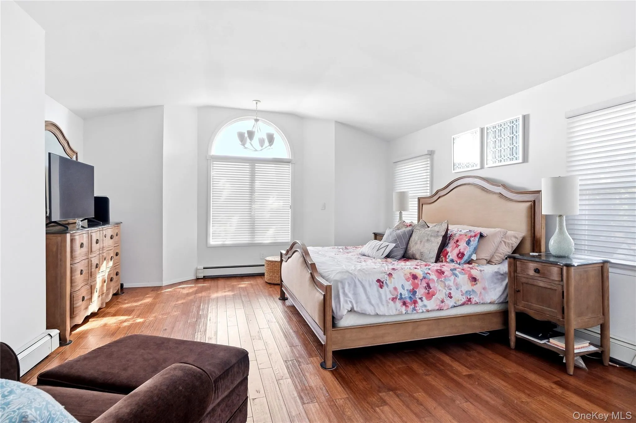 205 Stuart Road, Hempstead, NY, 4 Bedrooms Bedrooms, 7 Rooms Rooms,3 BathroomsBathrooms,Residential,For Rent,Stuart,0,1041342 205 Stuart Road, Hempstead, NY, 4 Bedrooms Bedrooms, 7 Rooms Rooms,3 BathroomsBathrooms,Residential,For Rent,Stuart,0,1041342