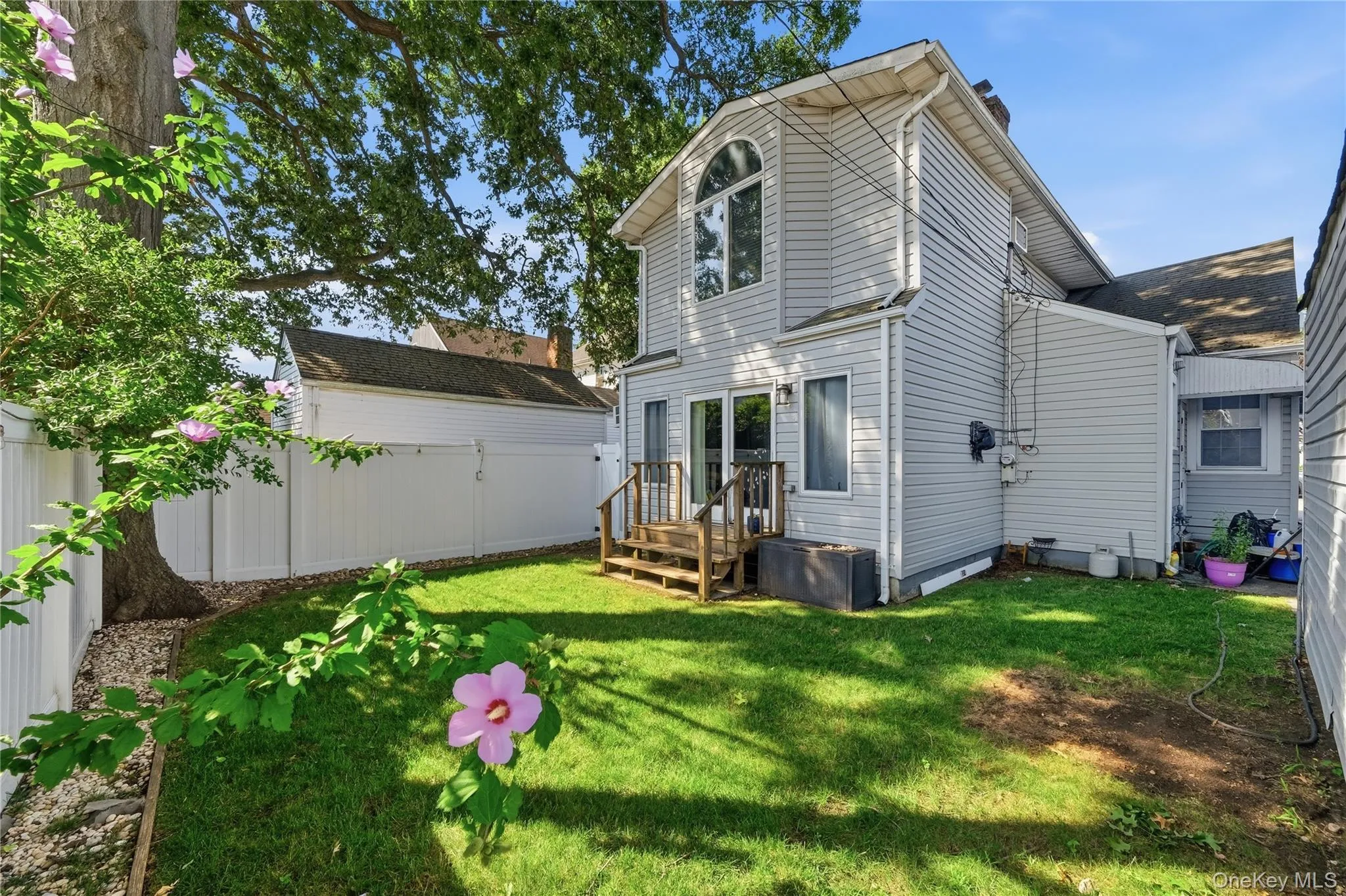 205 Stuart Road, Hempstead, NY, 4 Bedrooms Bedrooms, 7 Rooms Rooms,3 BathroomsBathrooms,Residential,For Rent,Stuart,0,1041342 205 Stuart Road, Hempstead, NY, 4 Bedrooms Bedrooms, 7 Rooms Rooms,3 BathroomsBathrooms,Residential,For Rent,Stuart,0,1041342