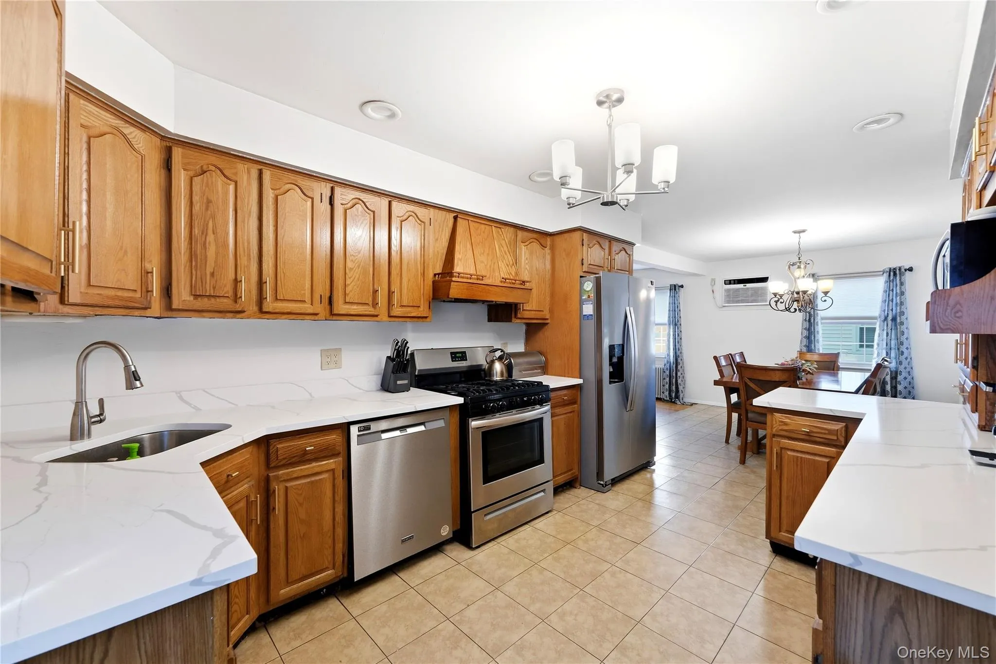 205 Stuart Road, Hempstead, NY, 4 Bedrooms Bedrooms, 7 Rooms Rooms,3 BathroomsBathrooms,Residential,For Rent,Stuart,0,1041342 205 Stuart Road, Hempstead, NY, 4 Bedrooms Bedrooms, 7 Rooms Rooms,3 BathroomsBathrooms,Residential,For Rent,Stuart,0,1041342