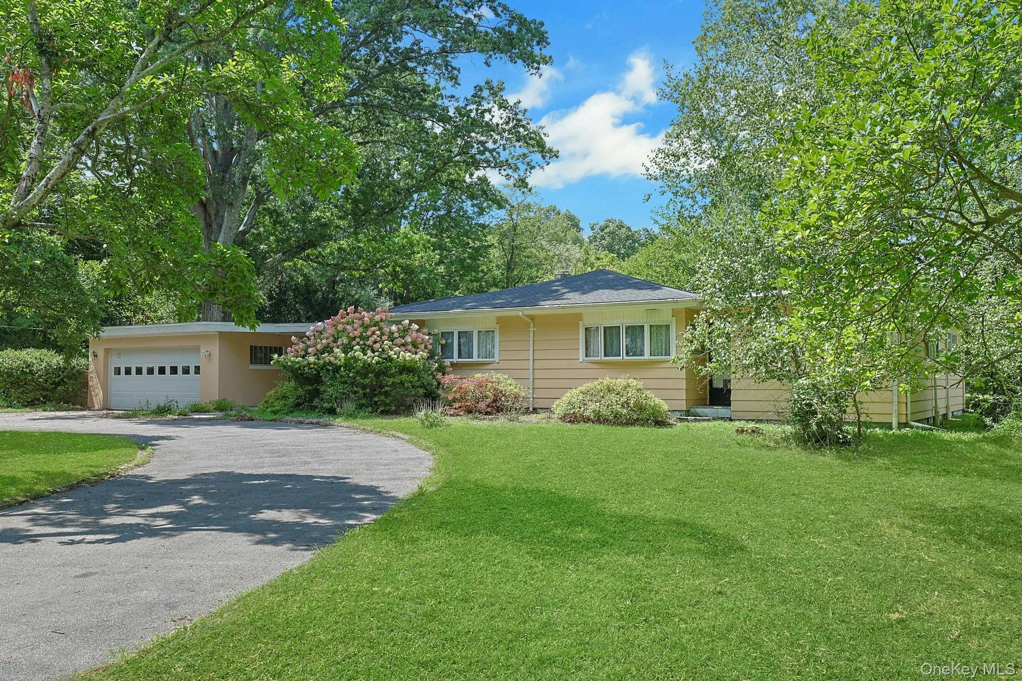 130 Apple Lane Drive, Middletown, NY, 4 Bedrooms Bedrooms, 7 Rooms Rooms,3 BathroomsBathrooms,Residential,For Rent,Apple Lane,0,1041345 130 Apple Lane Drive, Middletown, NY, 4 Bedrooms Bedrooms, 7 Rooms Rooms,3 BathroomsBathrooms,Residential,For Rent,Apple Lane,0,1041345