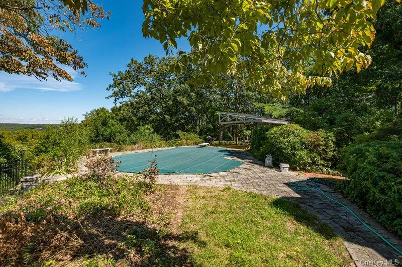 105 Laurel Lane, Brookhaven, NY, 4 Bedrooms Bedrooms, 10 Rooms Rooms,3 BathroomsBathrooms,Residential,For Rent,Laurel,0,1041354 105 Laurel Lane, Brookhaven, NY, 4 Bedrooms Bedrooms, 10 Rooms Rooms,3 BathroomsBathrooms,Residential,For Rent,Laurel,0,1041354