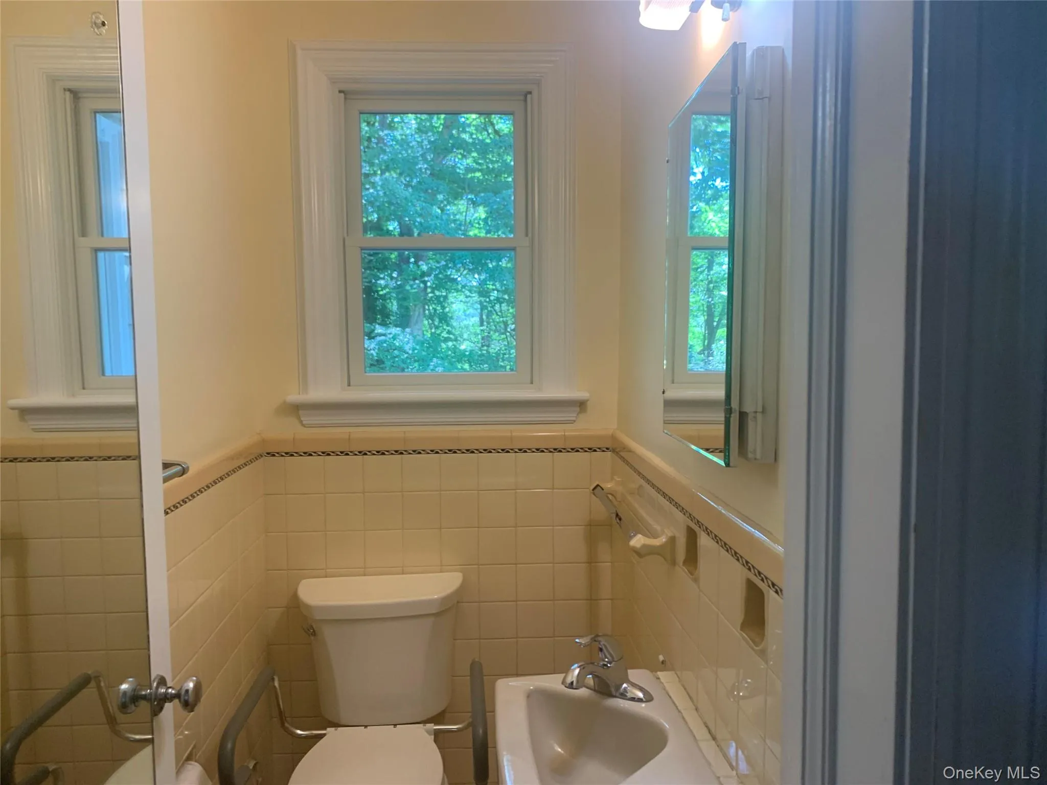 105 Laurel Lane, Brookhaven, NY, 4 Bedrooms Bedrooms, 10 Rooms Rooms,3 BathroomsBathrooms,Residential,For Rent,Laurel,0,1041354 105 Laurel Lane, Brookhaven, NY, 4 Bedrooms Bedrooms, 10 Rooms Rooms,3 BathroomsBathrooms,Residential,For Rent,Laurel,0,1041354