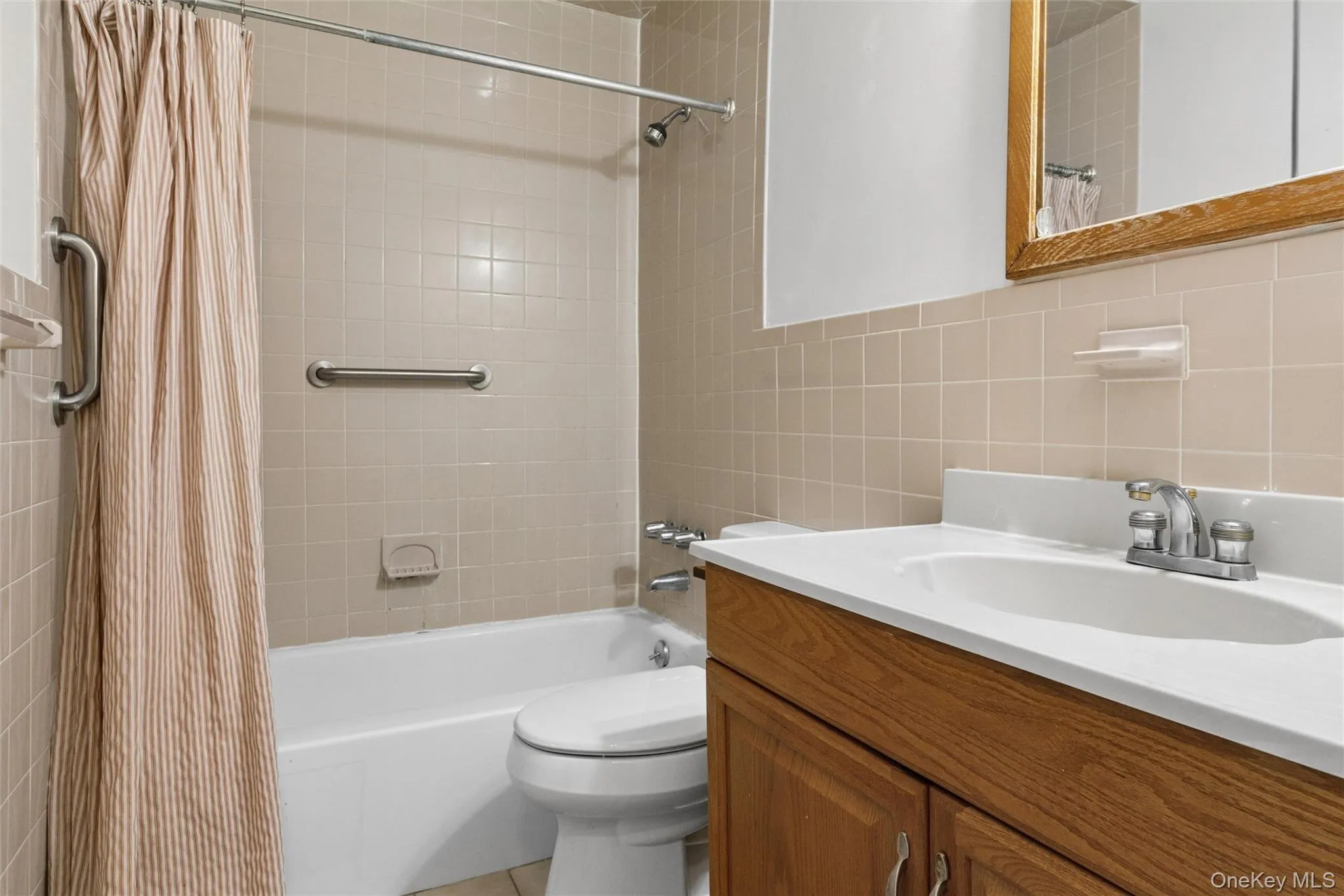 9 Harbour Lane, Oyster Bay, NY, 1 Bedroom Bedrooms, 4 Rooms Rooms,1 BathroomBathrooms,Residential,For Rent,Harbour,0,1041359 9 Harbour Lane, Oyster Bay, NY, 1 Bedroom Bedrooms, 4 Rooms Rooms,1 BathroomBathrooms,Residential,For Rent,Harbour,0,1041359