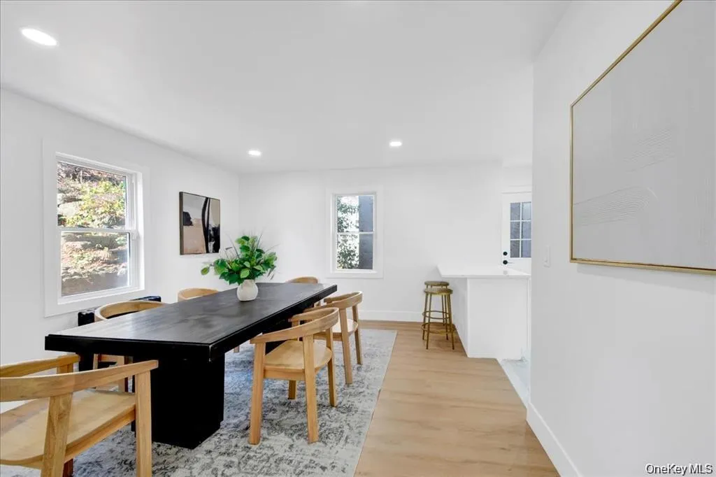 20 Mersereau Avenue, Mount Vernon, NY, 4 Bedrooms Bedrooms, 19 Rooms Rooms,2 BathroomsBathrooms,Residential Lease,For Rent,Mersereau,0,1041361 20 Mersereau Avenue, Mount Vernon, NY, 4 Bedrooms Bedrooms, 19 Rooms Rooms,2 BathroomsBathrooms,Residential Lease,For Rent,Mersereau,0,1041361