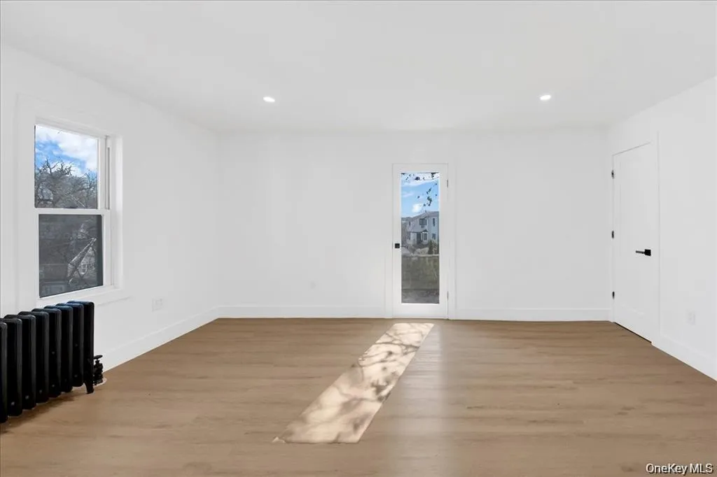 20 Mersereau Avenue, Mount Vernon, NY, 4 Bedrooms Bedrooms, 19 Rooms Rooms,2 BathroomsBathrooms,Residential Lease,For Rent,Mersereau,0,1041361 20 Mersereau Avenue, Mount Vernon, NY, 4 Bedrooms Bedrooms, 19 Rooms Rooms,2 BathroomsBathrooms,Residential Lease,For Rent,Mersereau,0,1041361