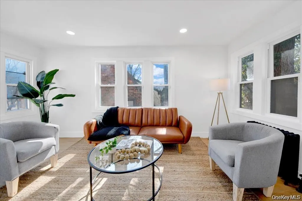20 Mersereau Avenue, Mount Vernon, NY, 4 Bedrooms Bedrooms, 19 Rooms Rooms,2 BathroomsBathrooms,Residential Lease,For Rent,Mersereau,0,1041361 20 Mersereau Avenue, Mount Vernon, NY, 4 Bedrooms Bedrooms, 19 Rooms Rooms,2 BathroomsBathrooms,Residential Lease,For Rent,Mersereau,0,1041361