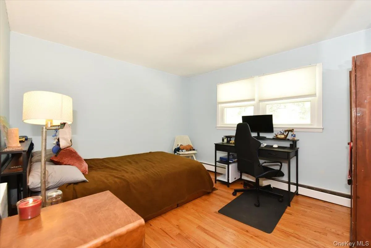 16 Edgar Drive, Smithtown, NY, 4 Bedrooms Bedrooms, 8 Rooms Rooms,2 BathroomsBathrooms,Residential,For Rent,Edgar,0,1041363 16 Edgar Drive, Smithtown, NY, 4 Bedrooms Bedrooms, 8 Rooms Rooms,2 BathroomsBathrooms,Residential,For Rent,Edgar,0,1041363